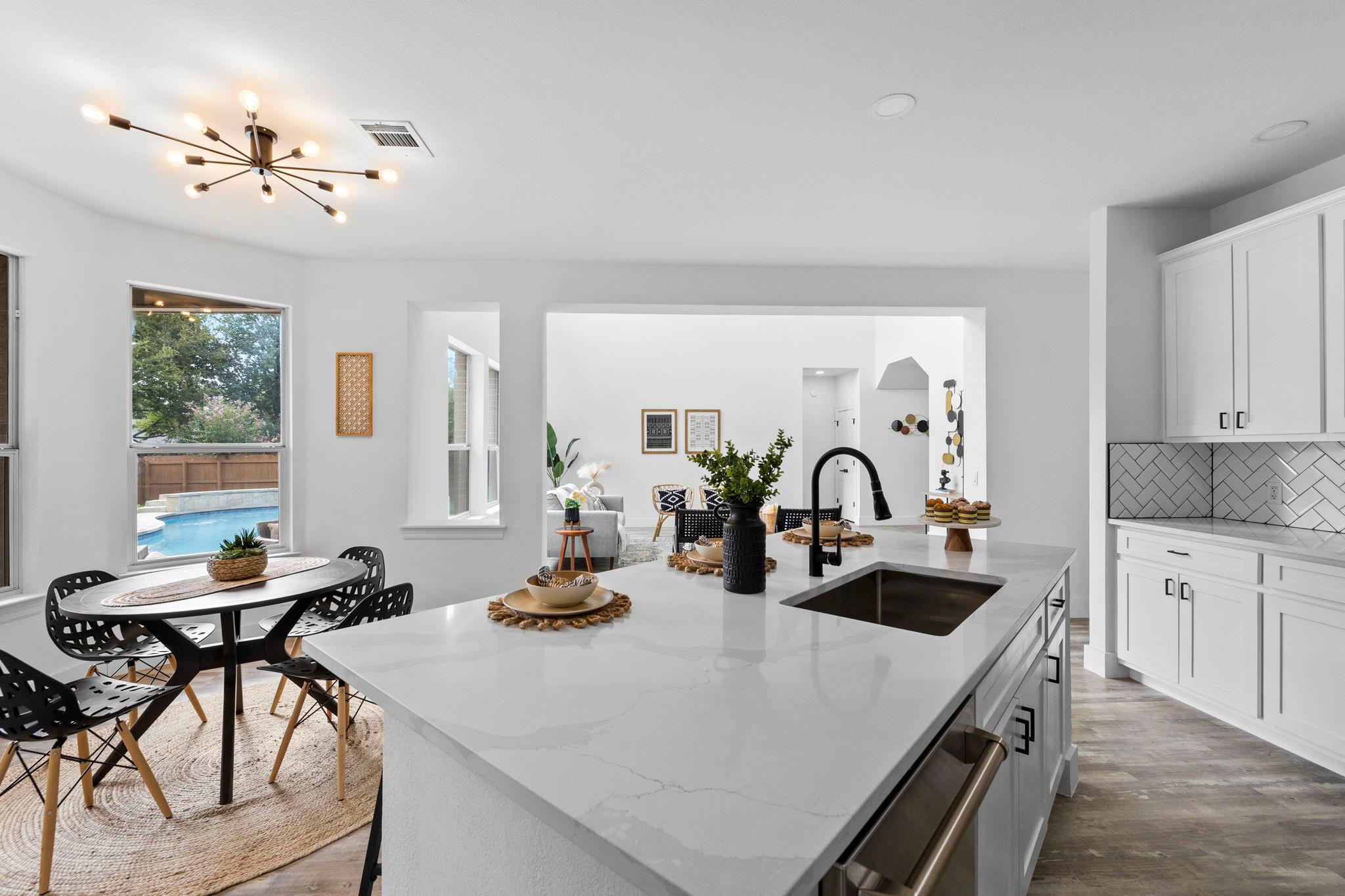 10909 River Plantation DR