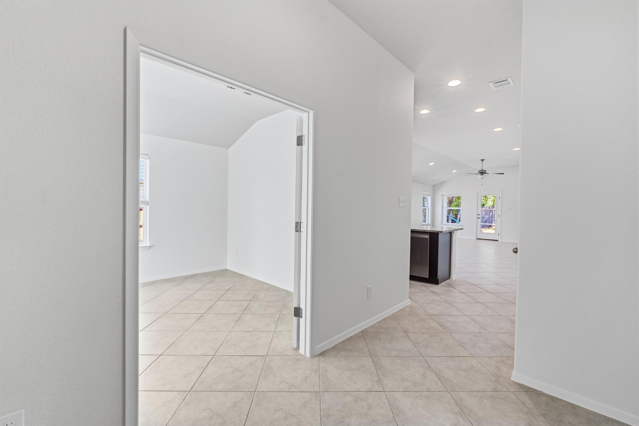 21720 Crystal WAY