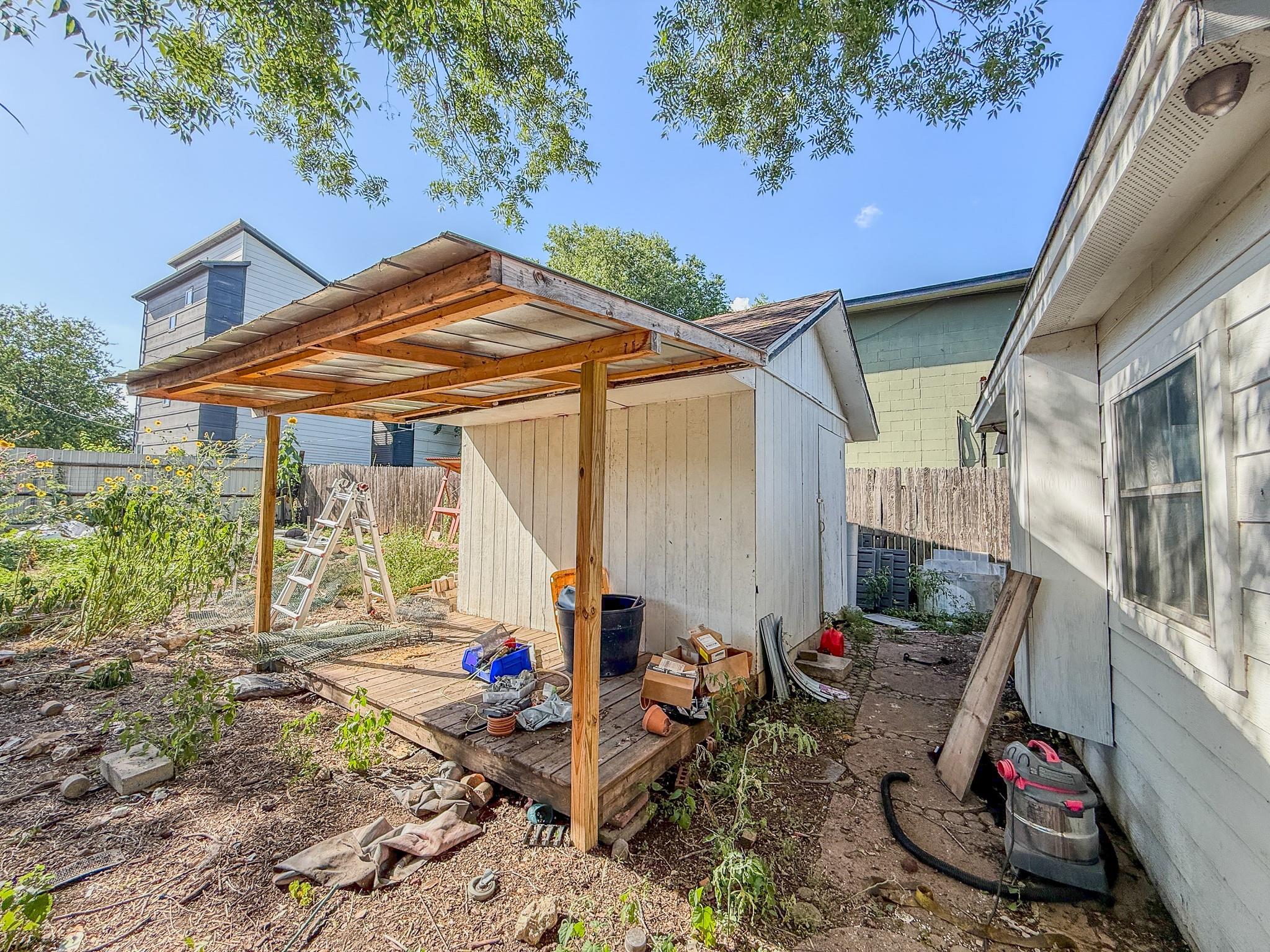 710 Northwestern Ave