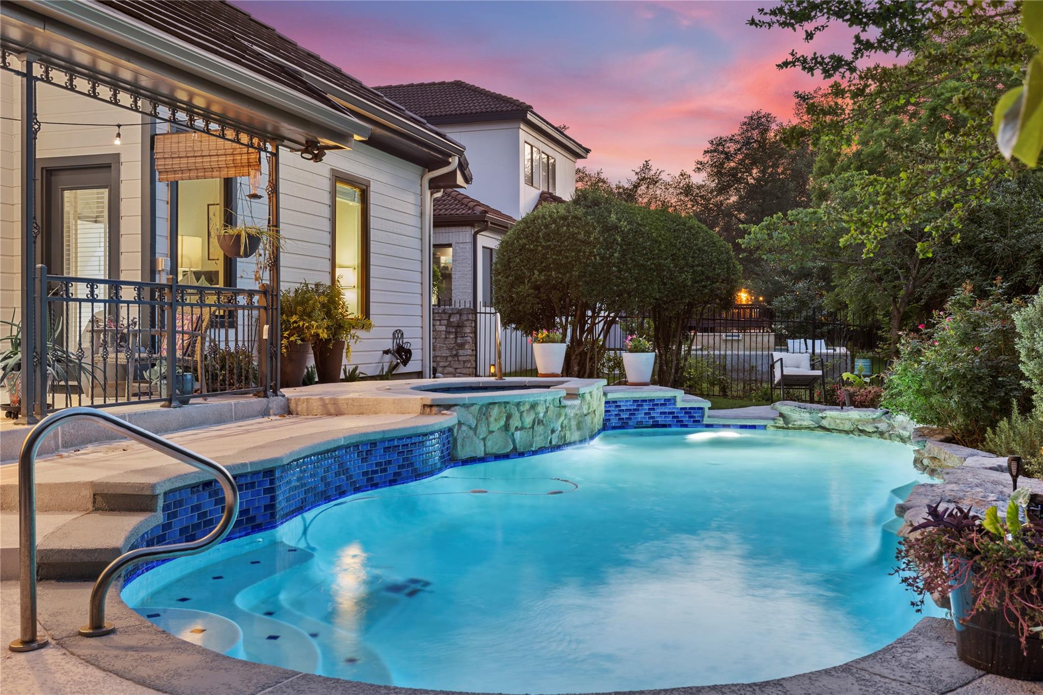 25 Stillmeadow DR