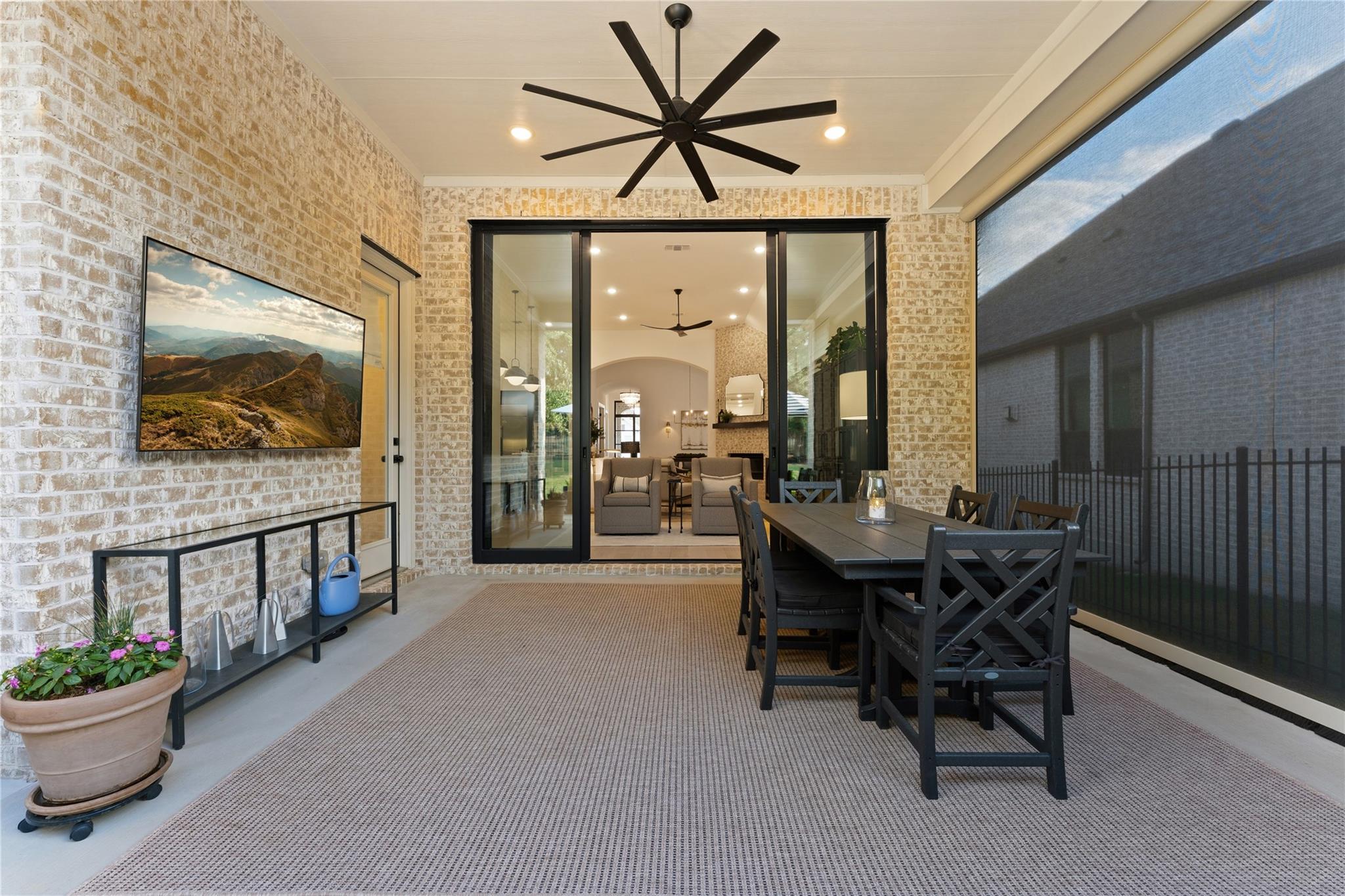 838 Pear Tree LN