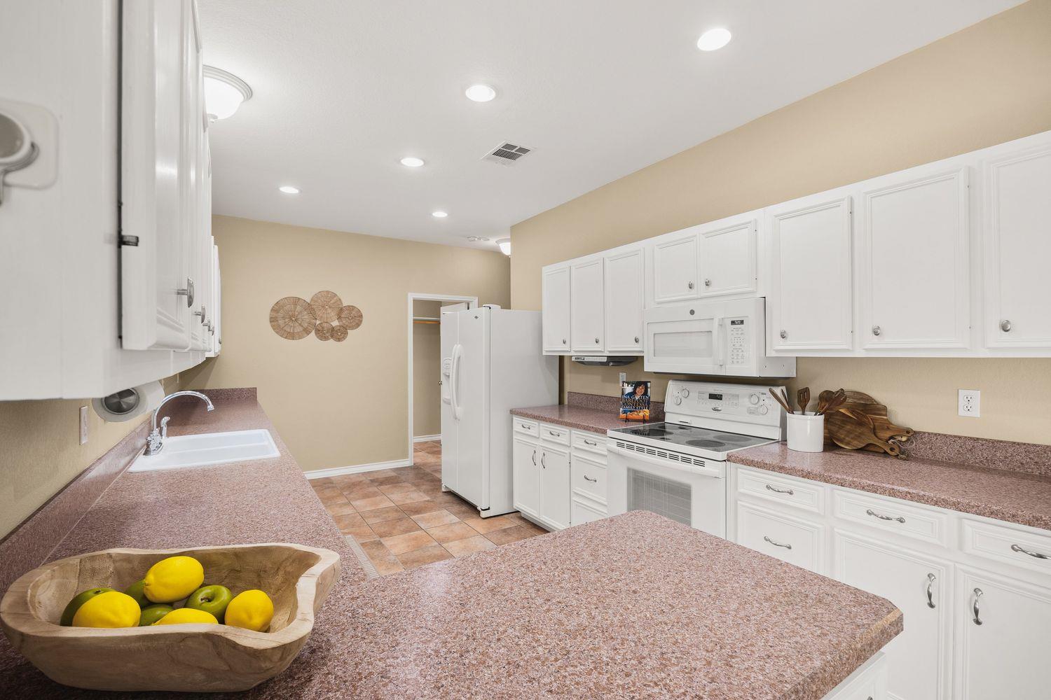 226 Cedar Hills DR