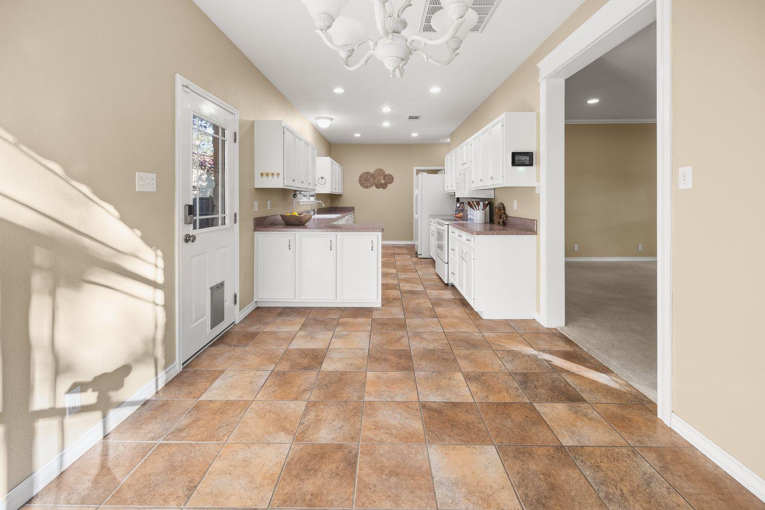 226 Cedar Hills DR