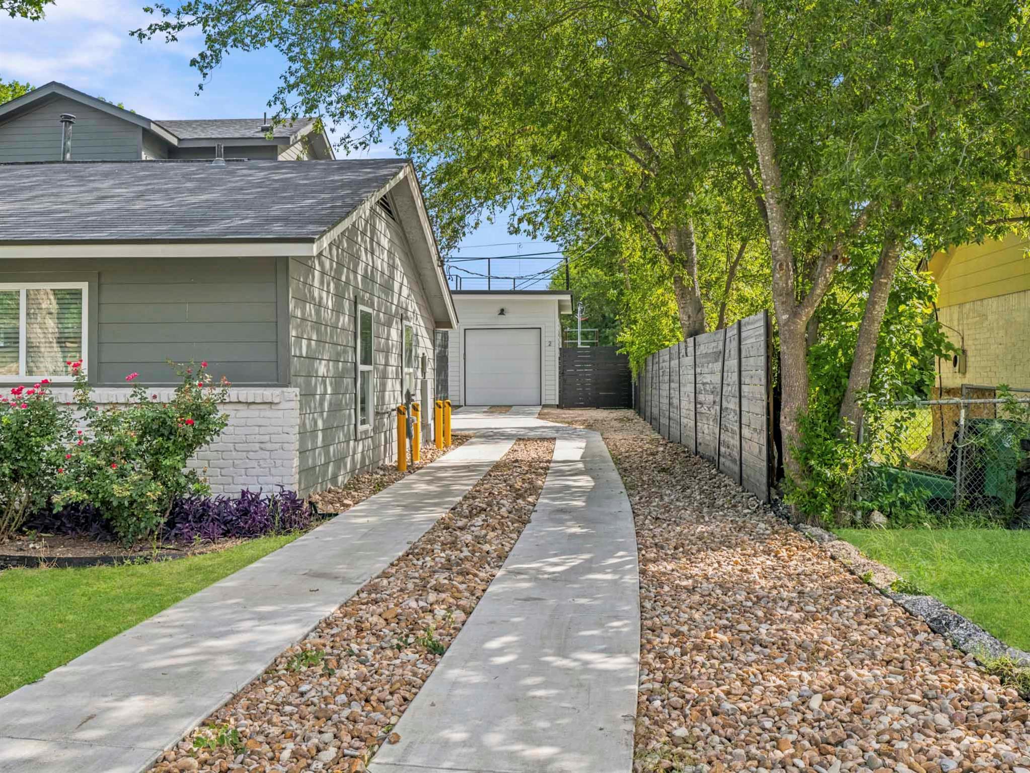 1106 S Meadows DR SW # 2