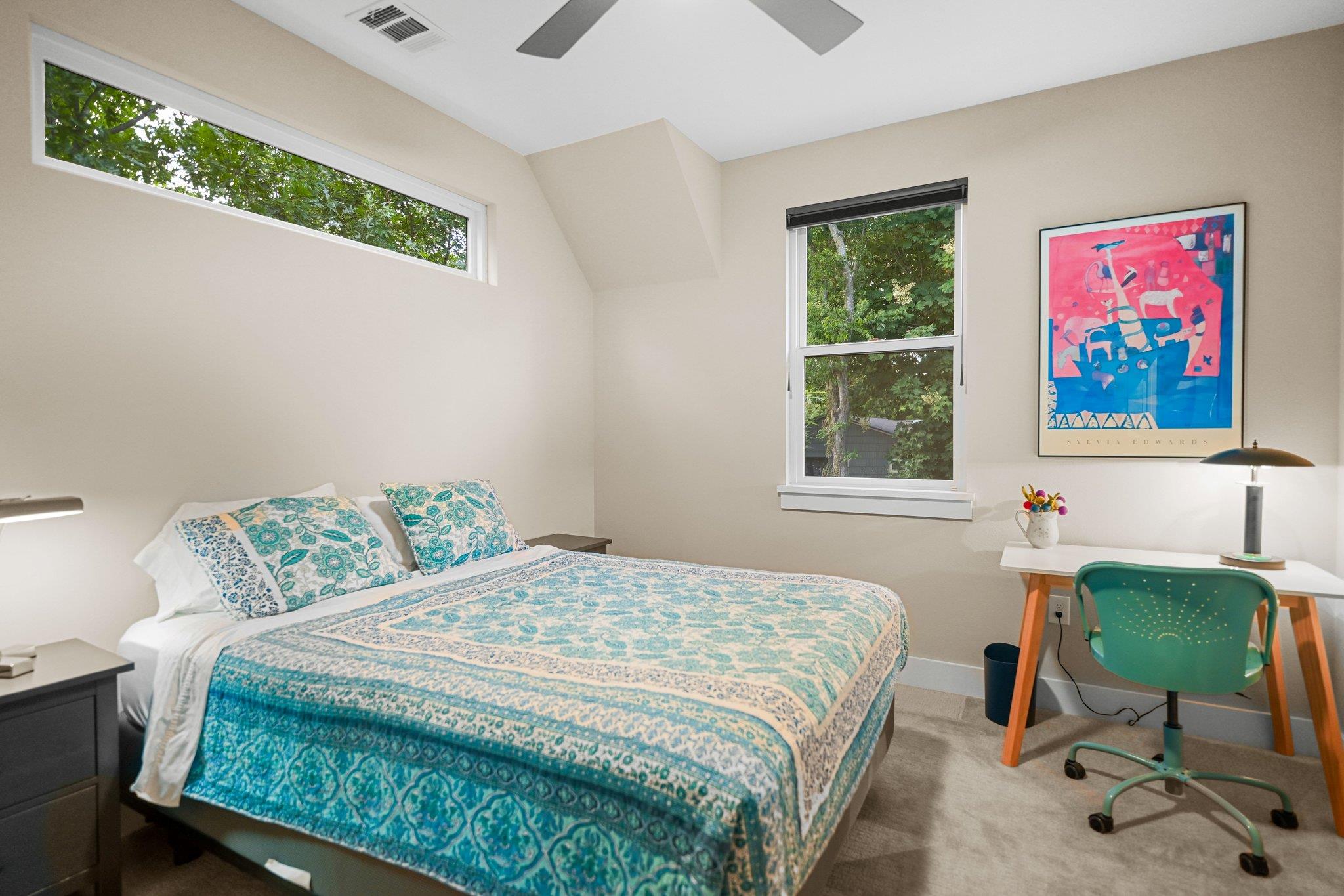 1506 W Saint Johns Ave