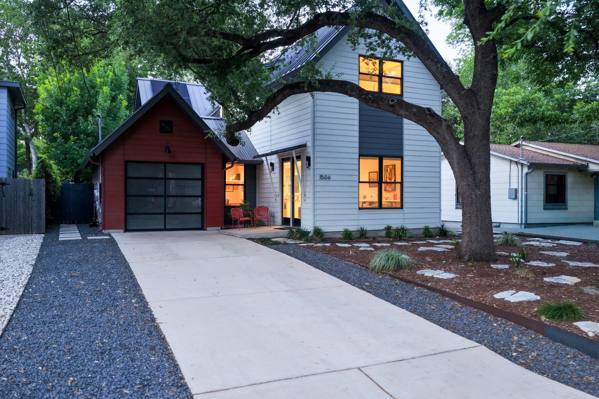 1506 W Saint Johns Ave