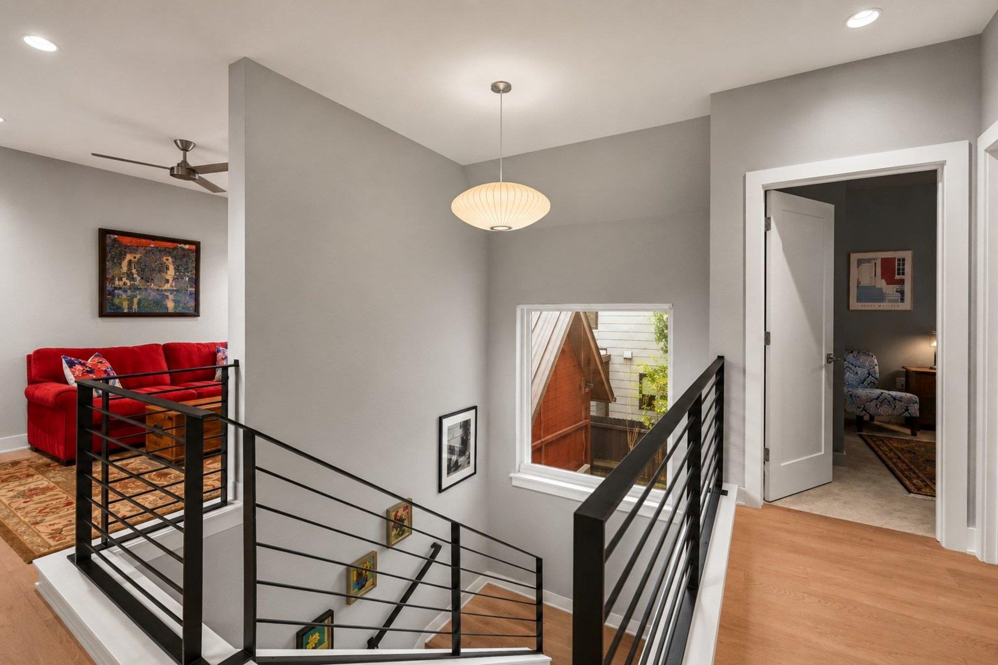 1506 W Saint Johns Ave