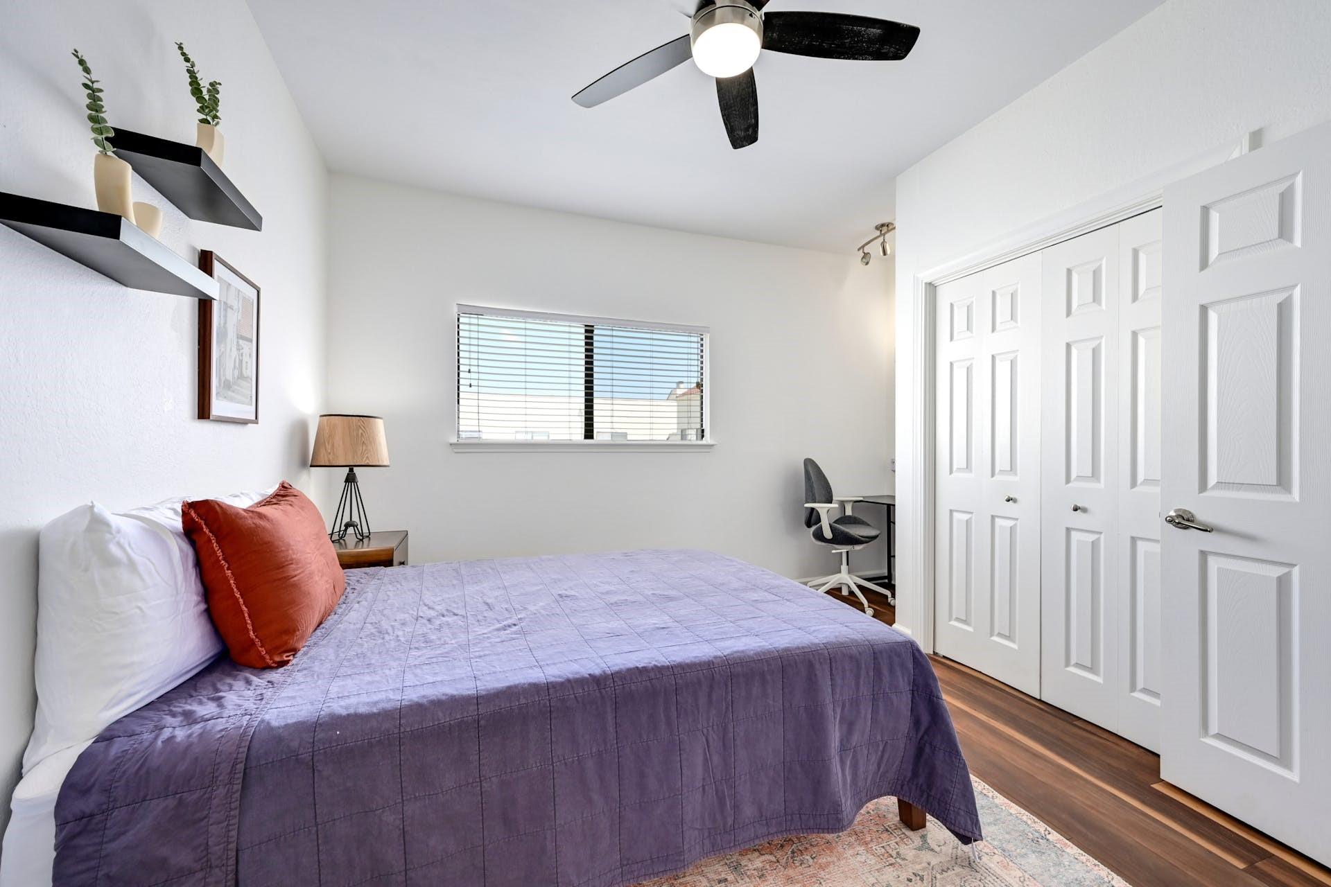 2605 Enfield RD # 220
