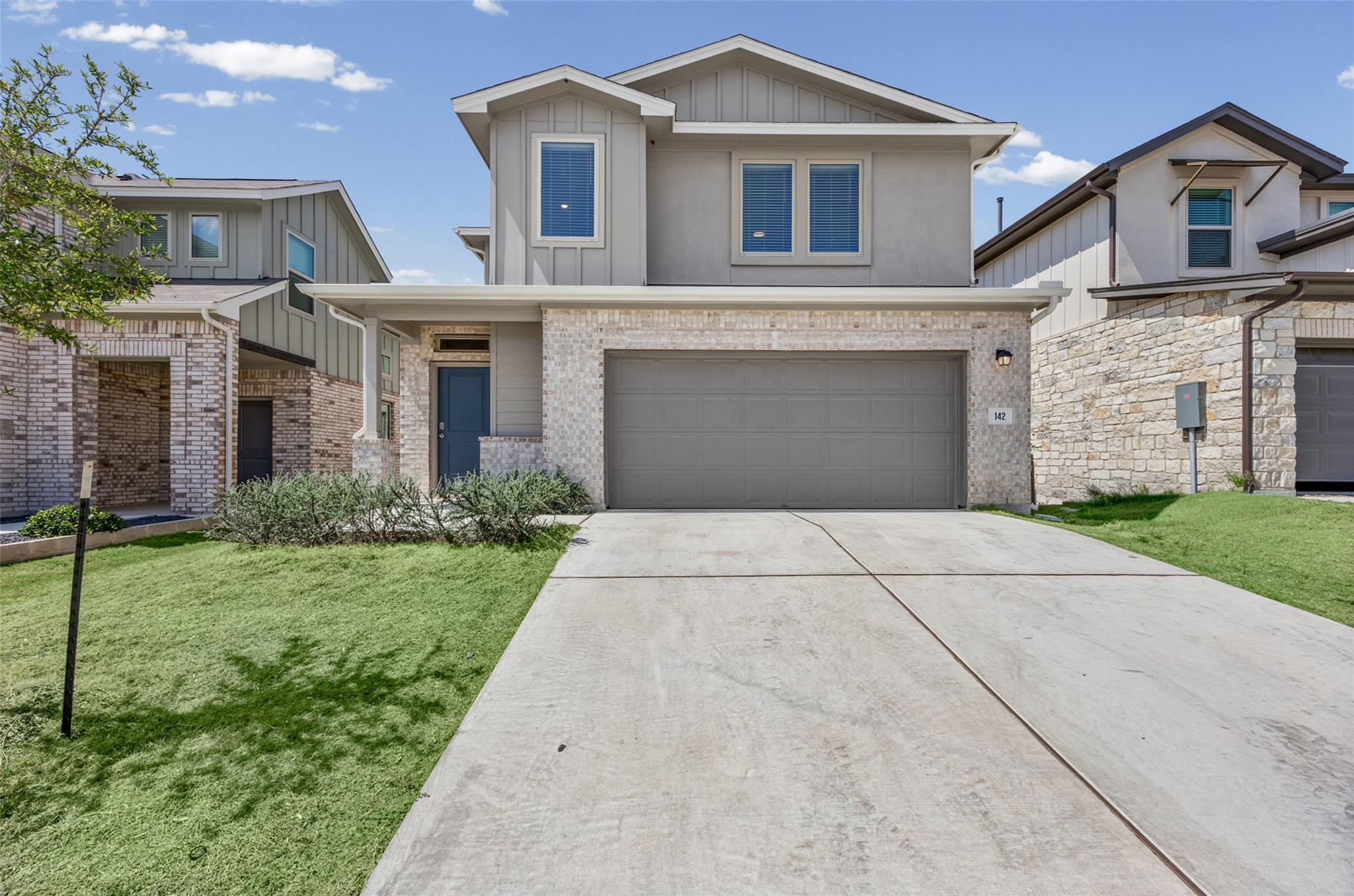 142 Goosewinged DR