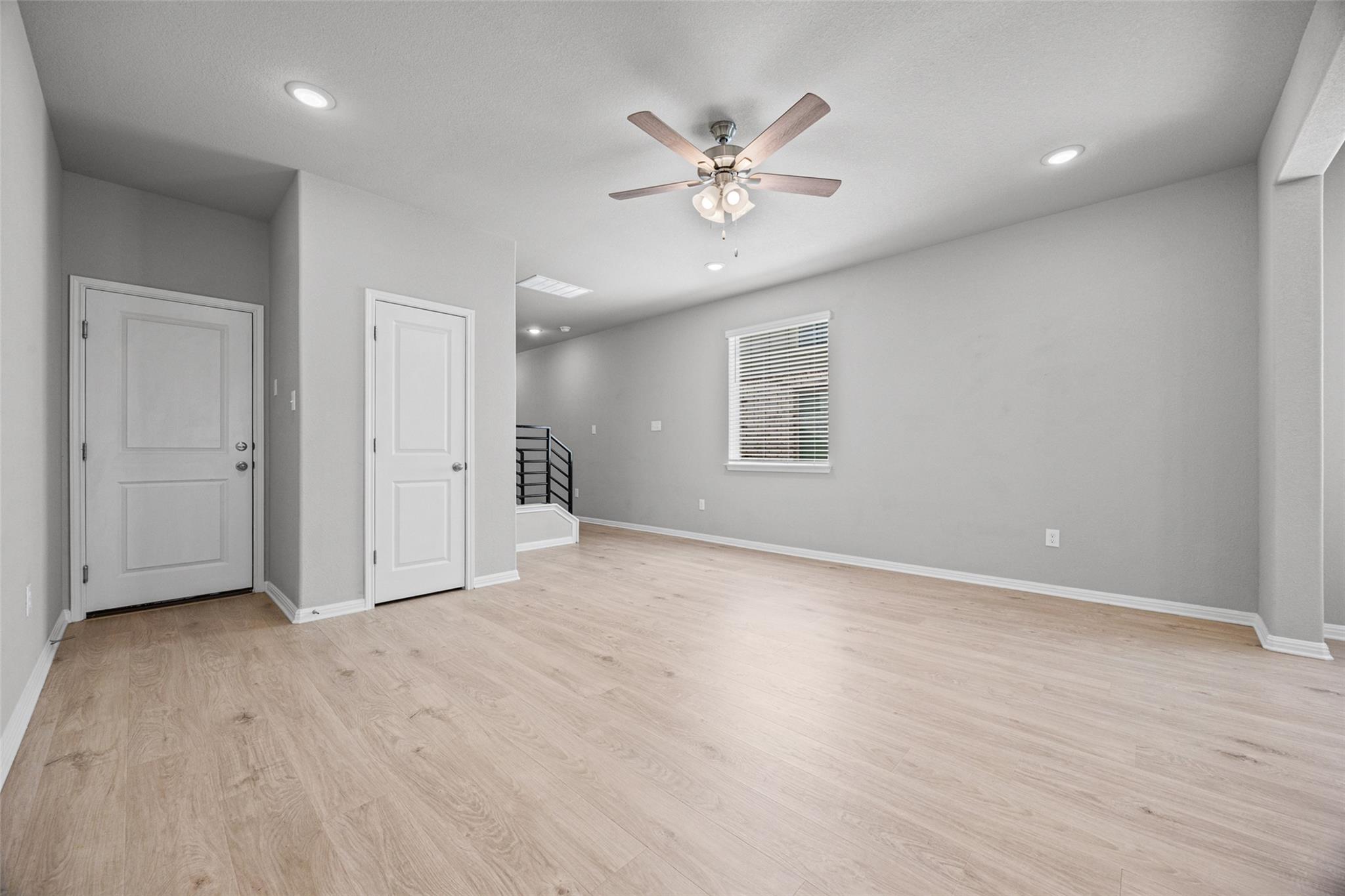 142 Goosewinged DR