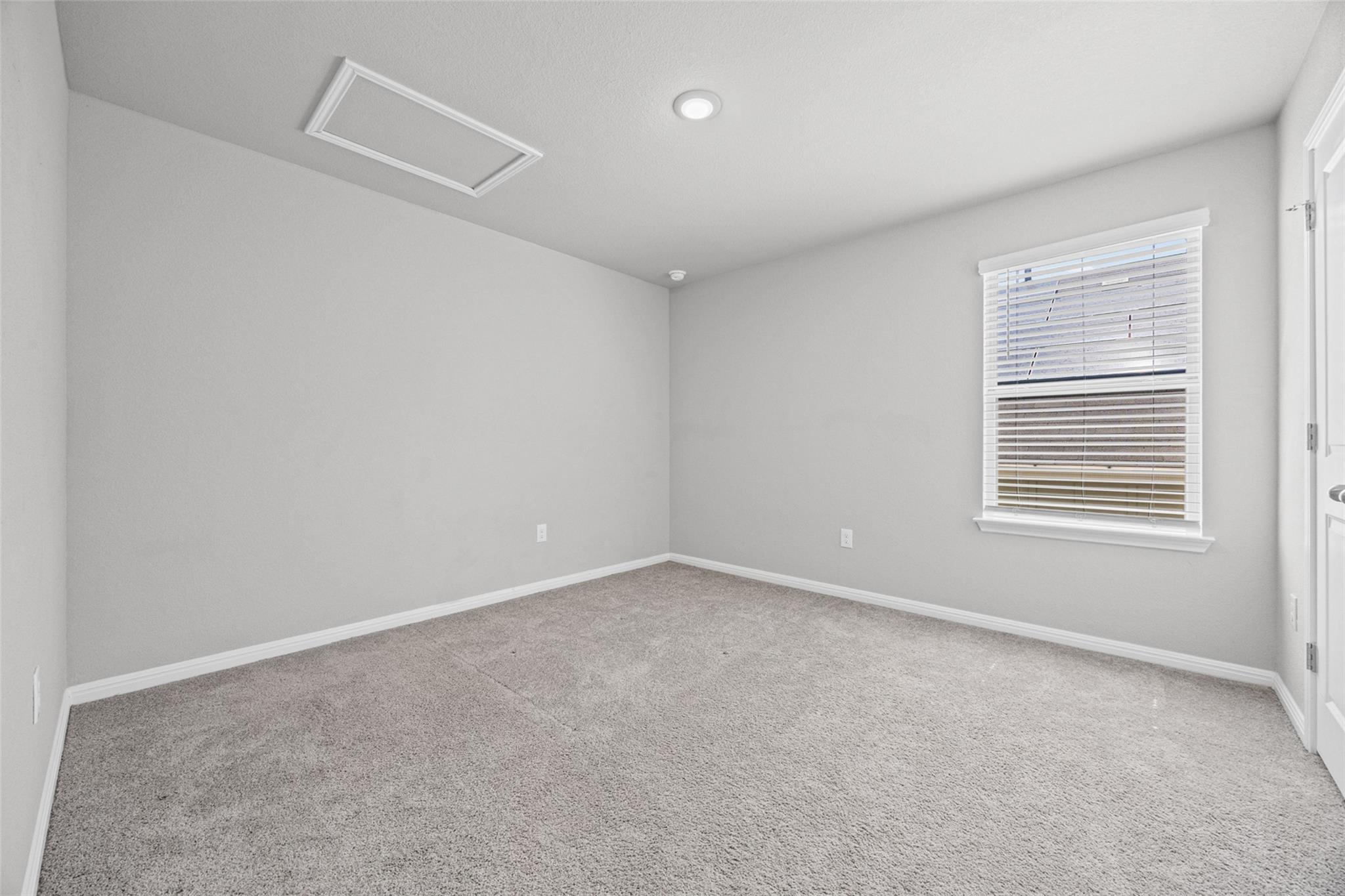 142 Goosewinged DR