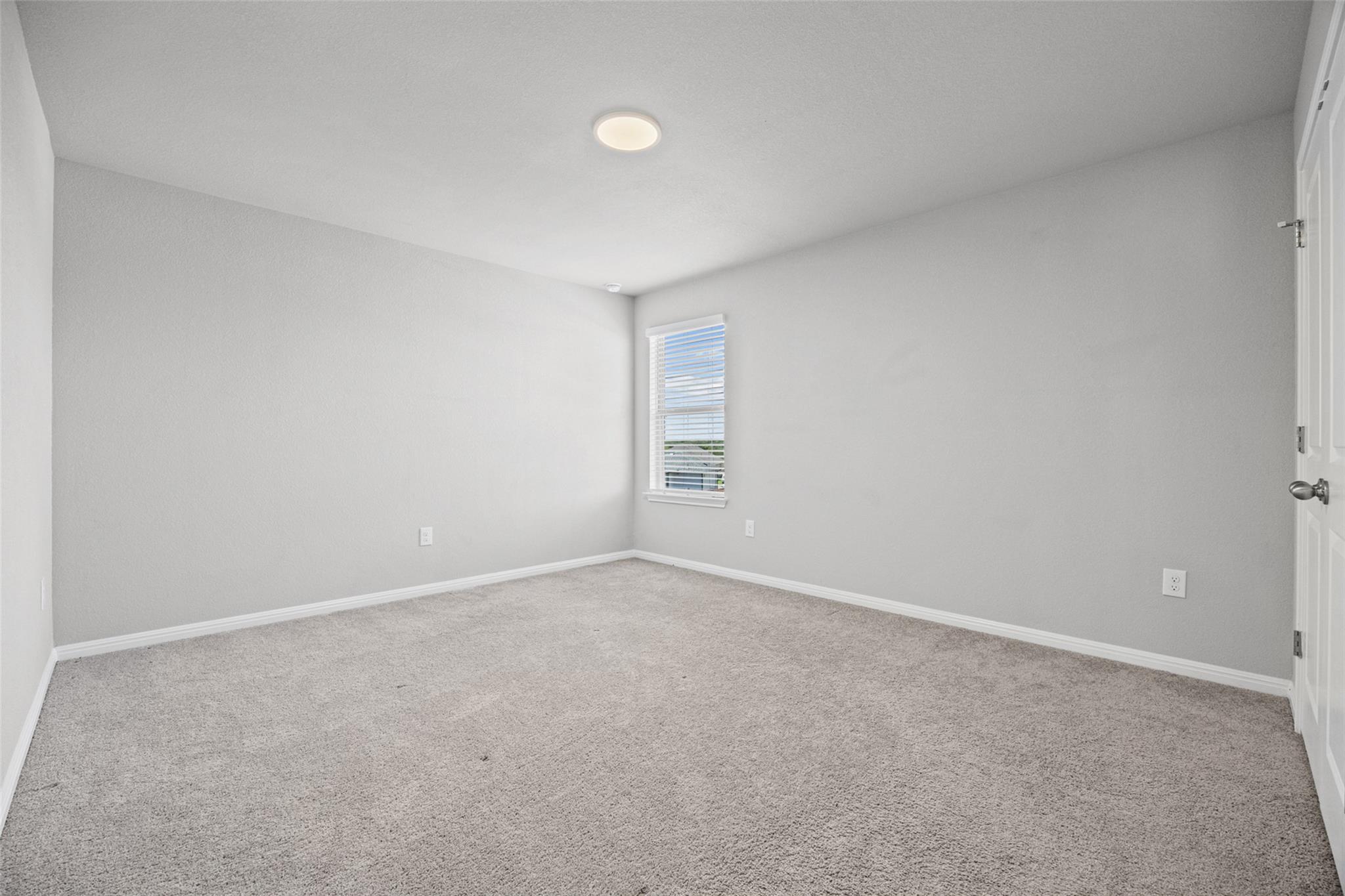 142 Goosewinged DR
