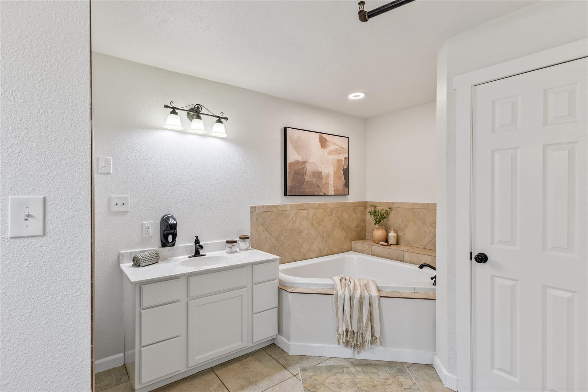 10703 Ranch Road 12
