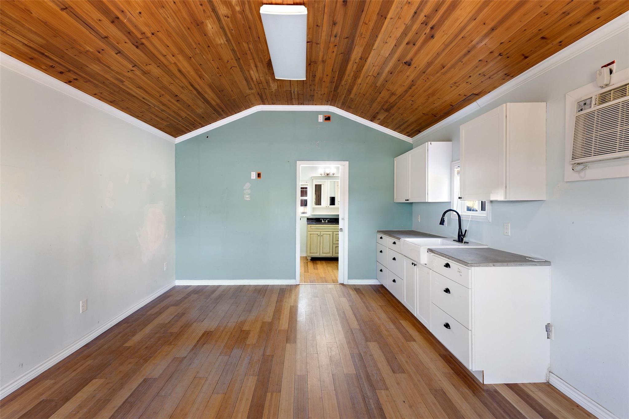 10703 Ranch Road 12
