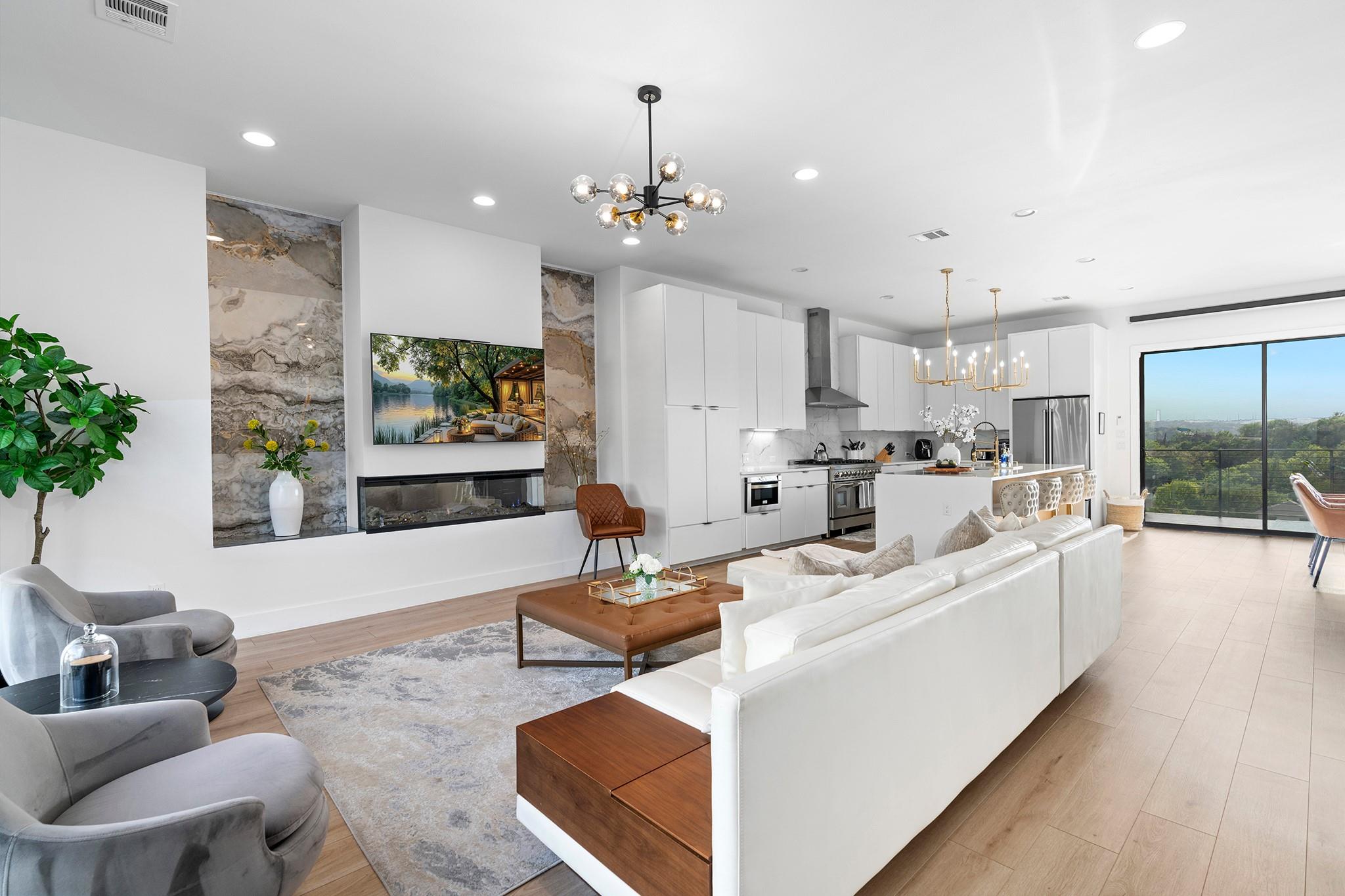 3138 Chisholm TRL