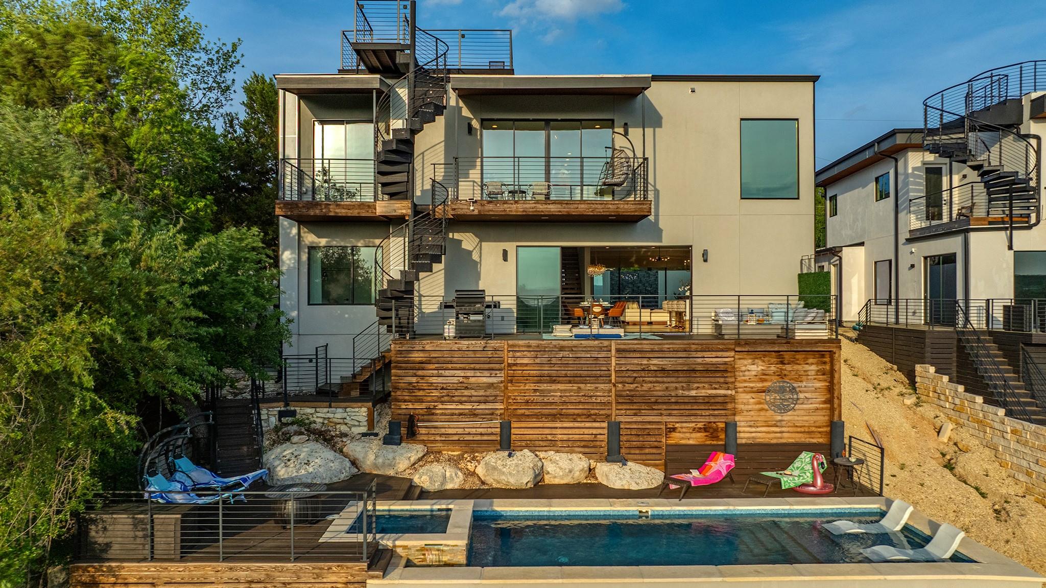 3138 Chisholm TRL