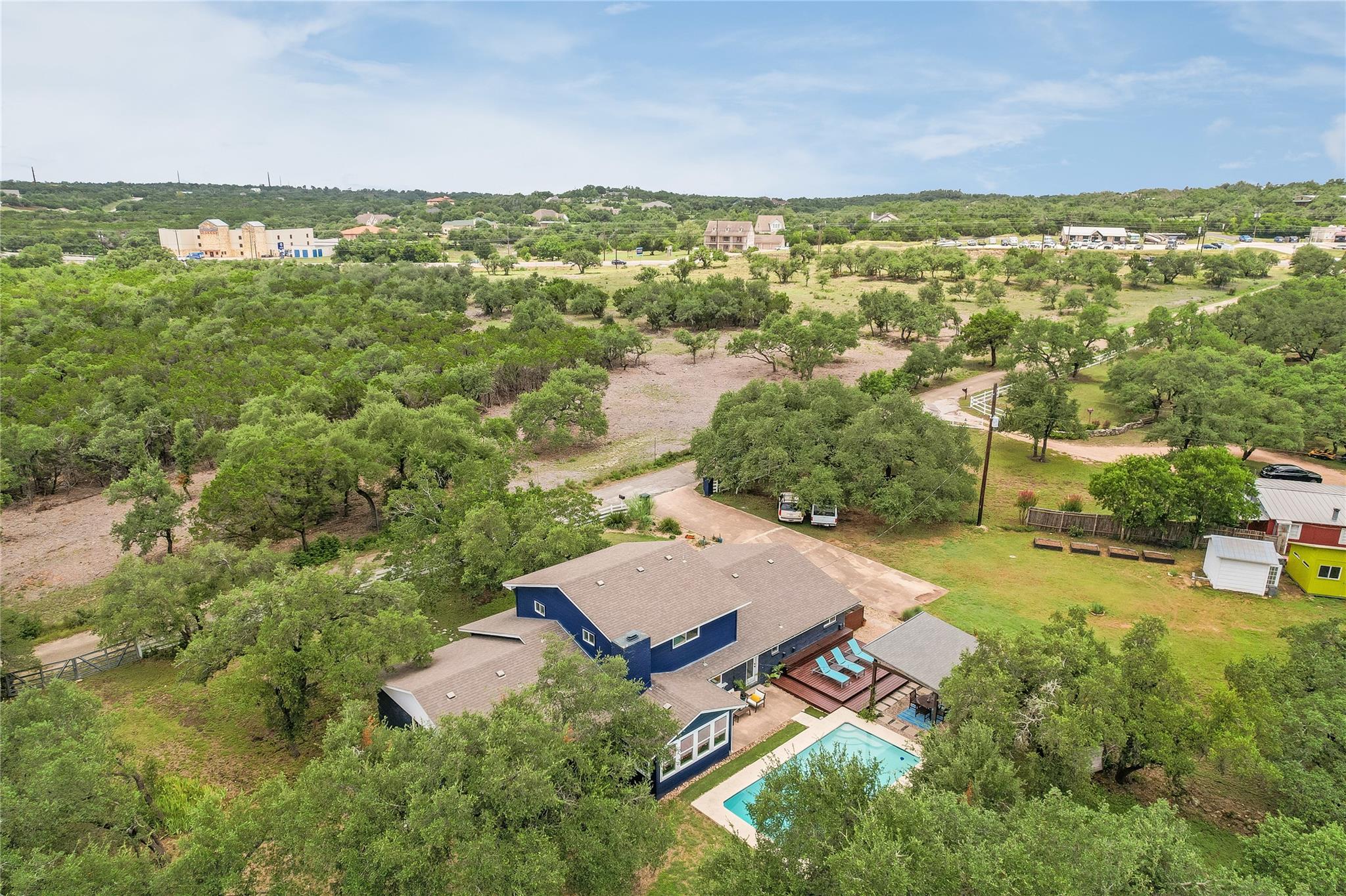 10133 Oliver DR