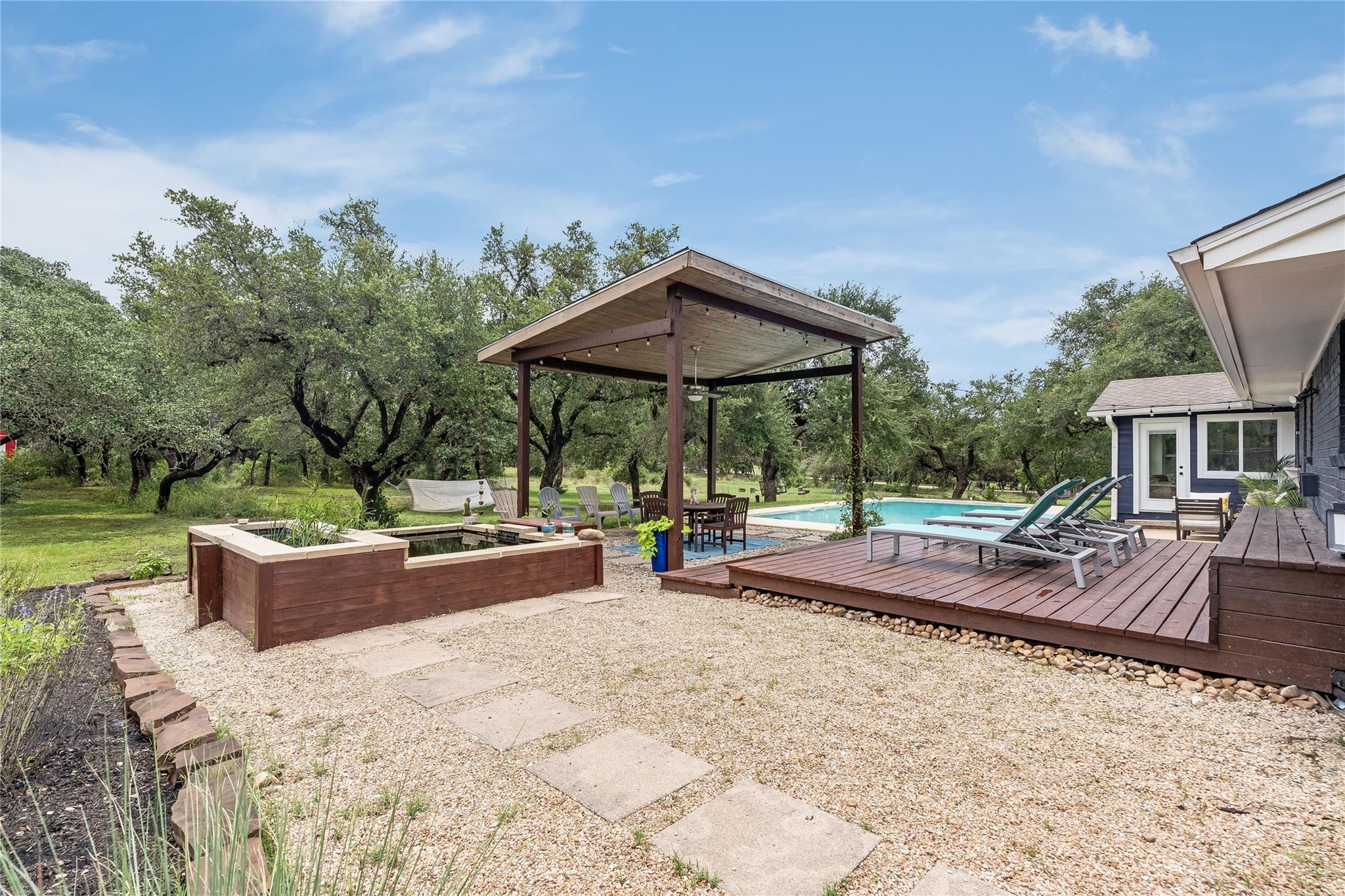10133 Oliver DR