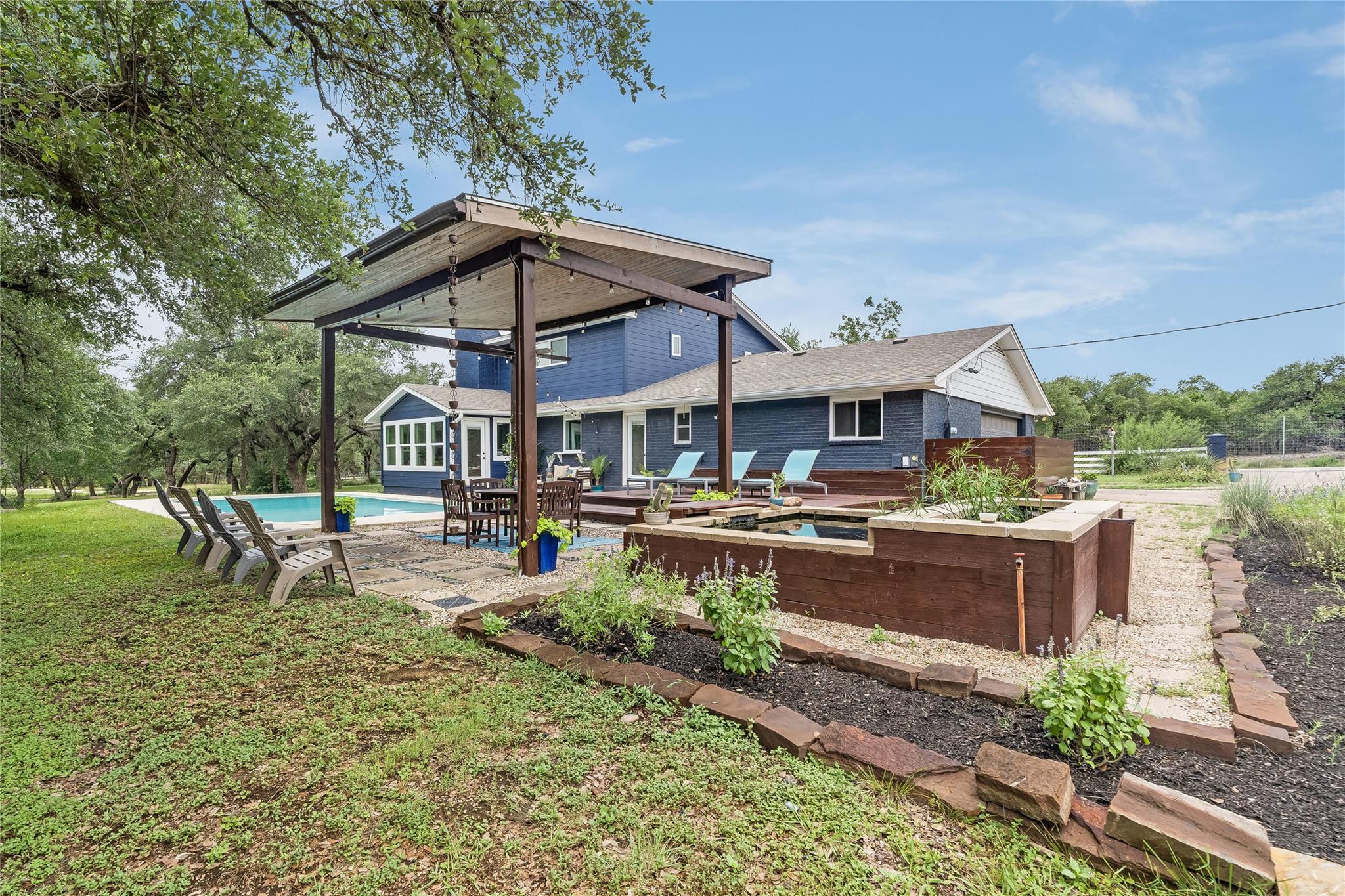 10133 Oliver DR