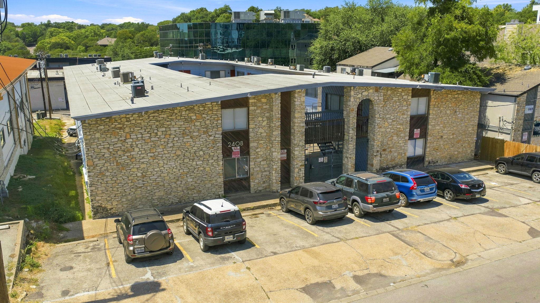 2408 Longview ST # 109