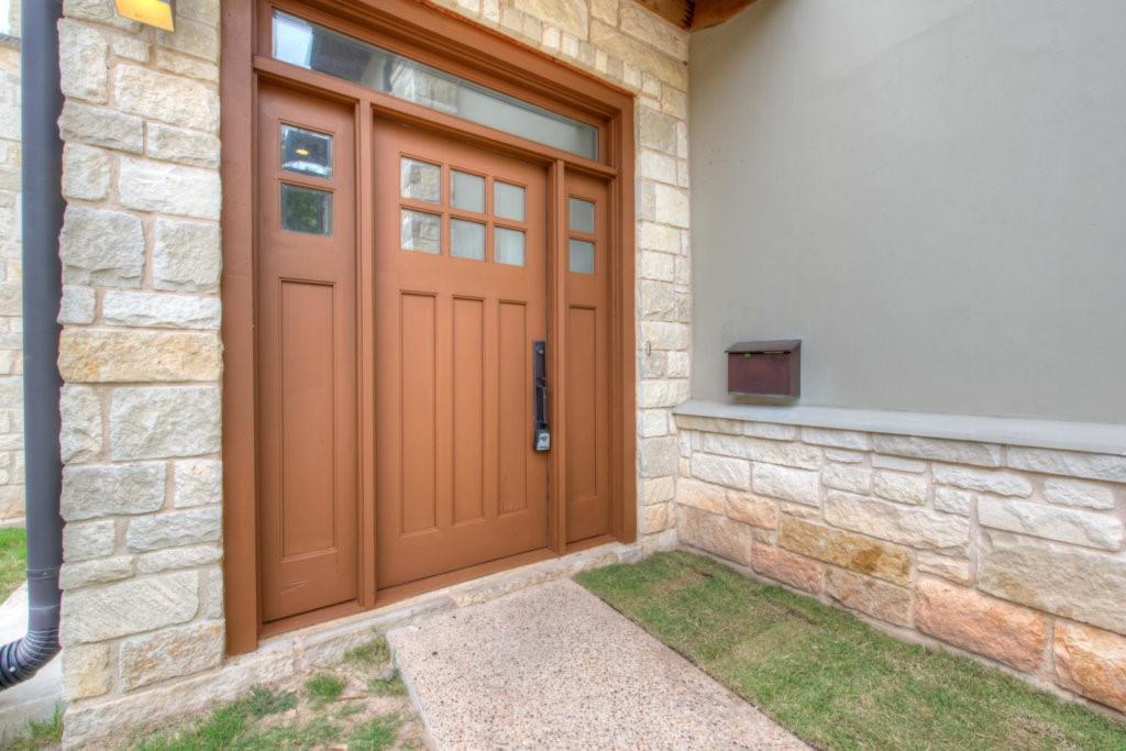 605 Peacock LN # C