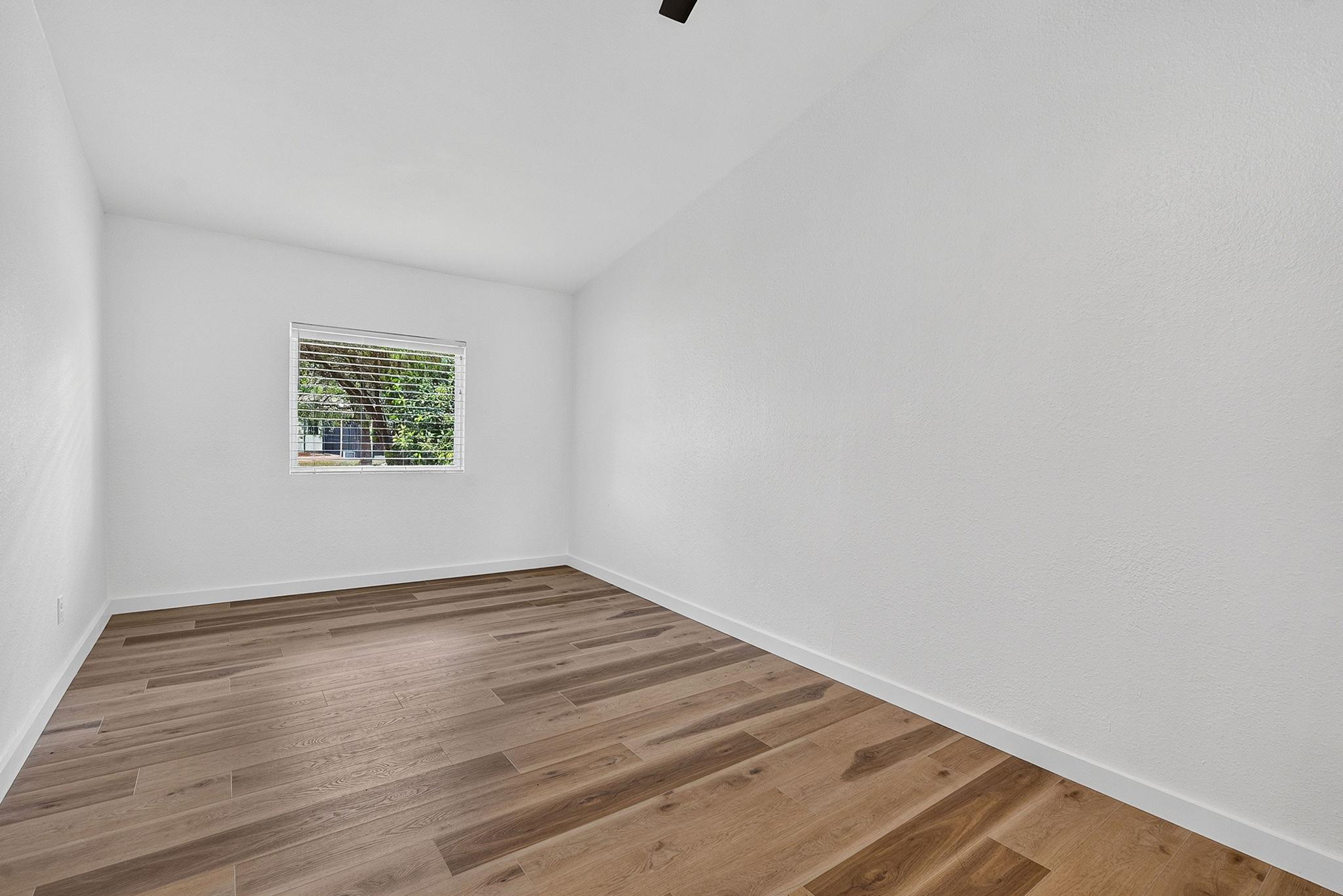 204 Chippendale Ave