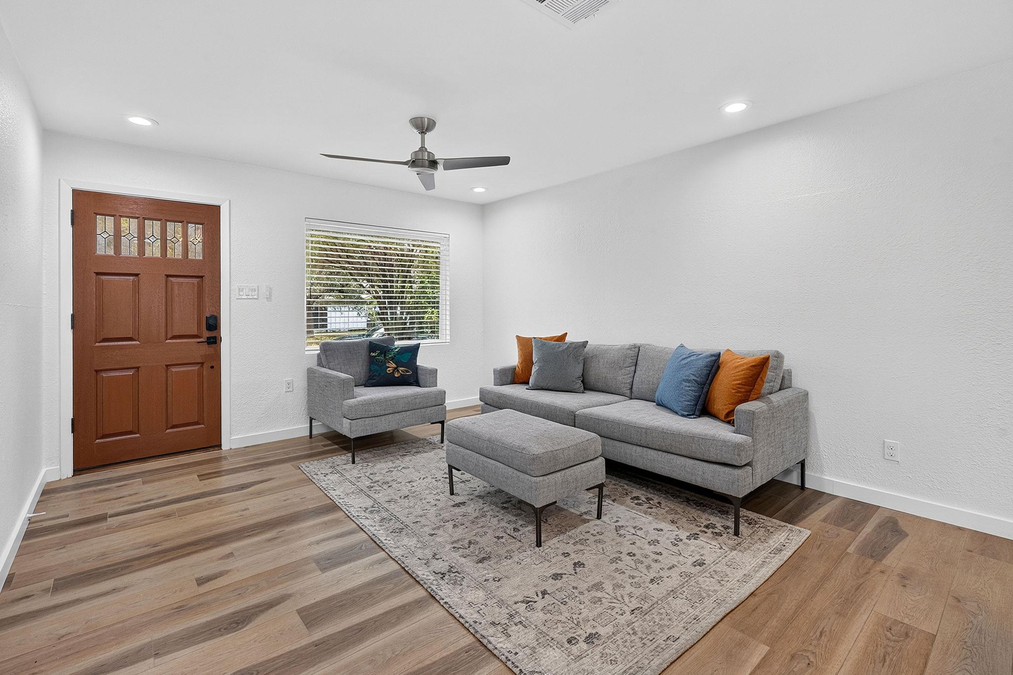 204 Chippendale Ave