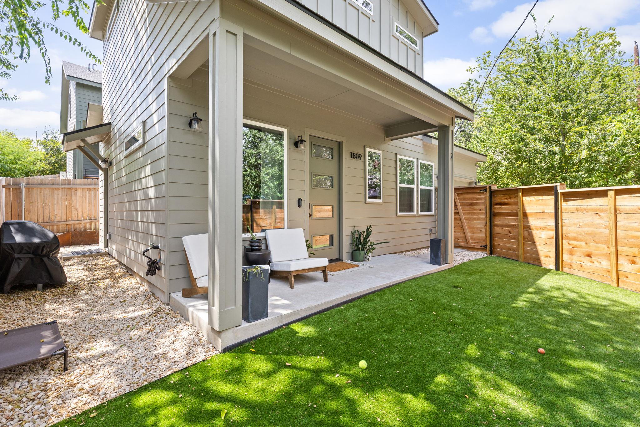 1809 Maple Ave # 2