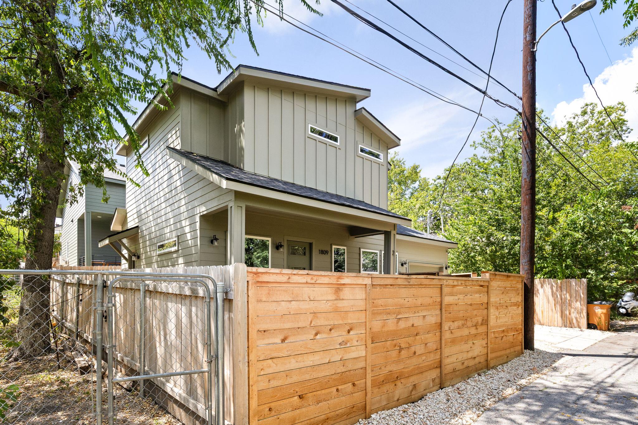 1809 Maple Ave # 2
