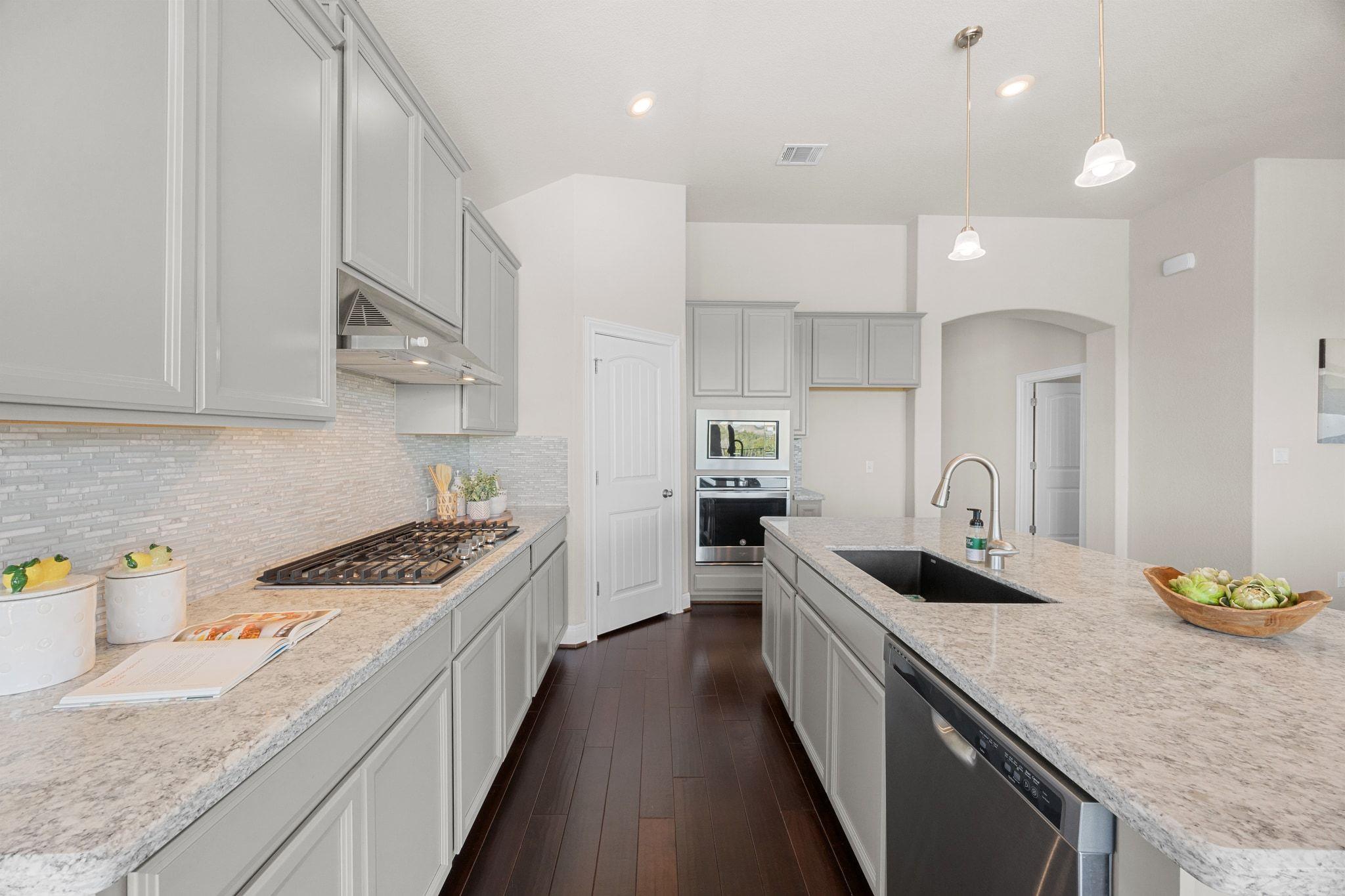 5501 La Canada WAY