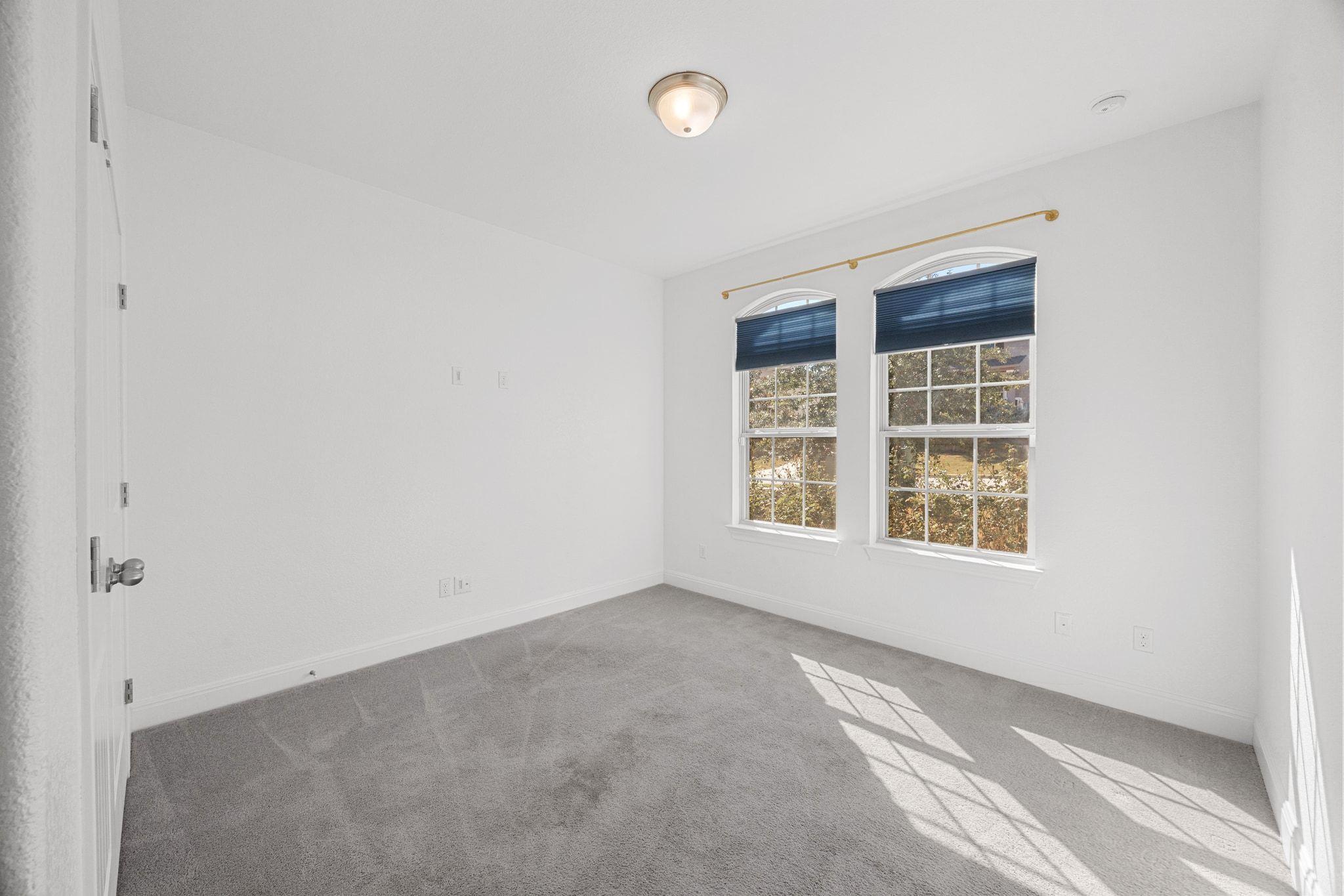 5501 La Canada WAY