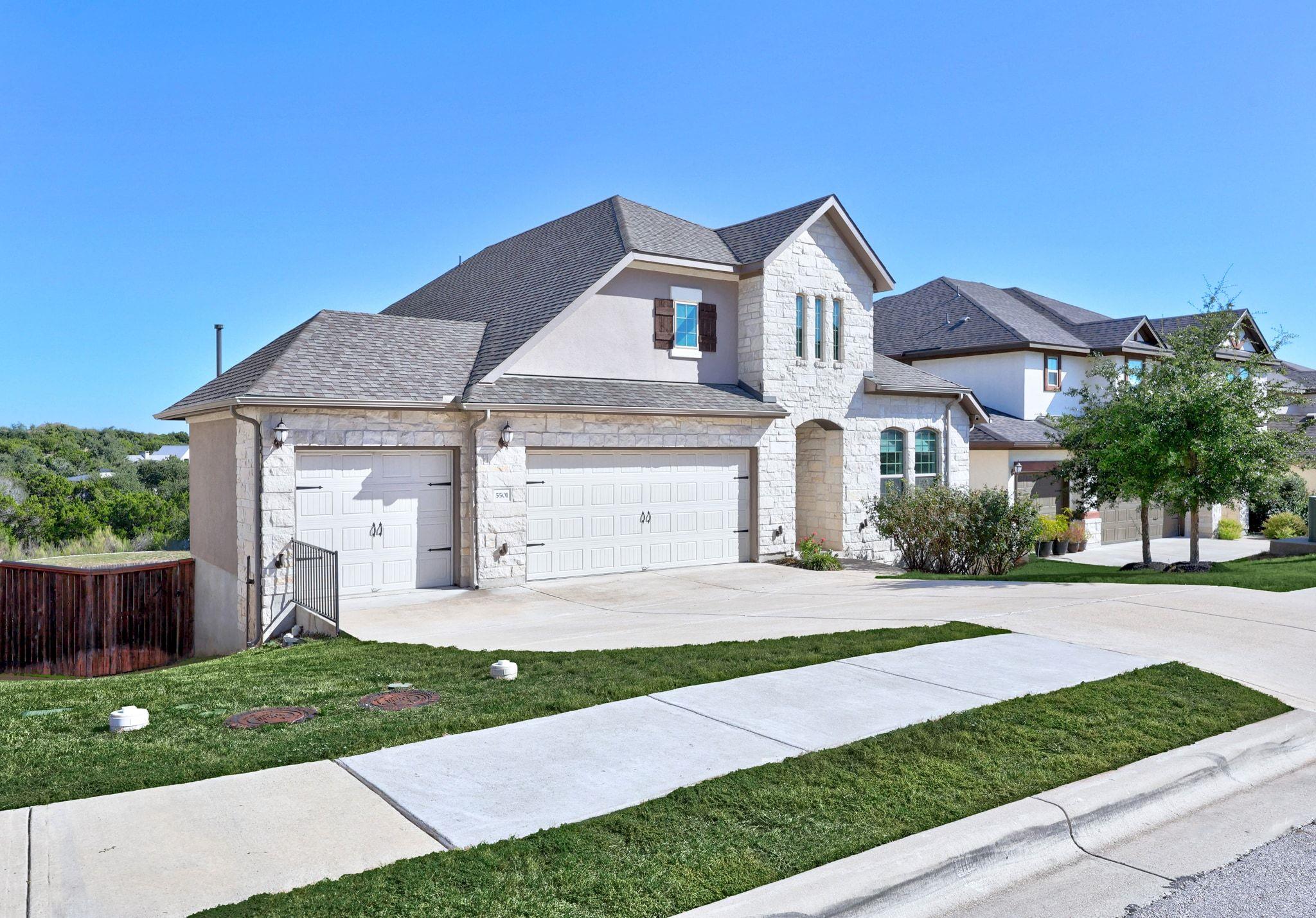 5501 La Canada WAY
