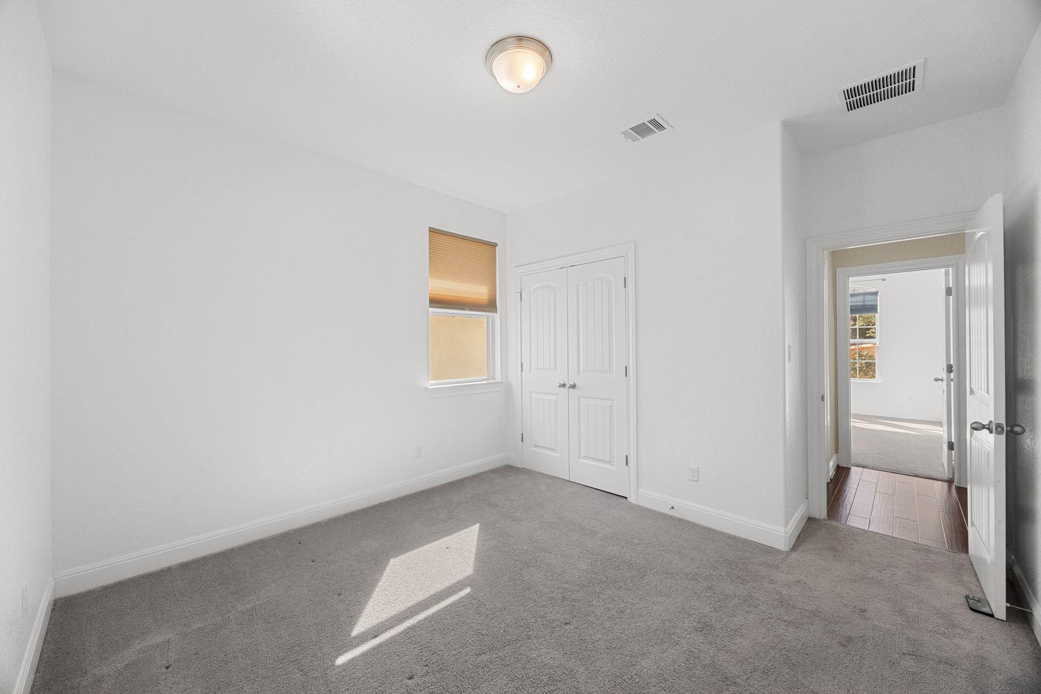 5501 La Canada WAY