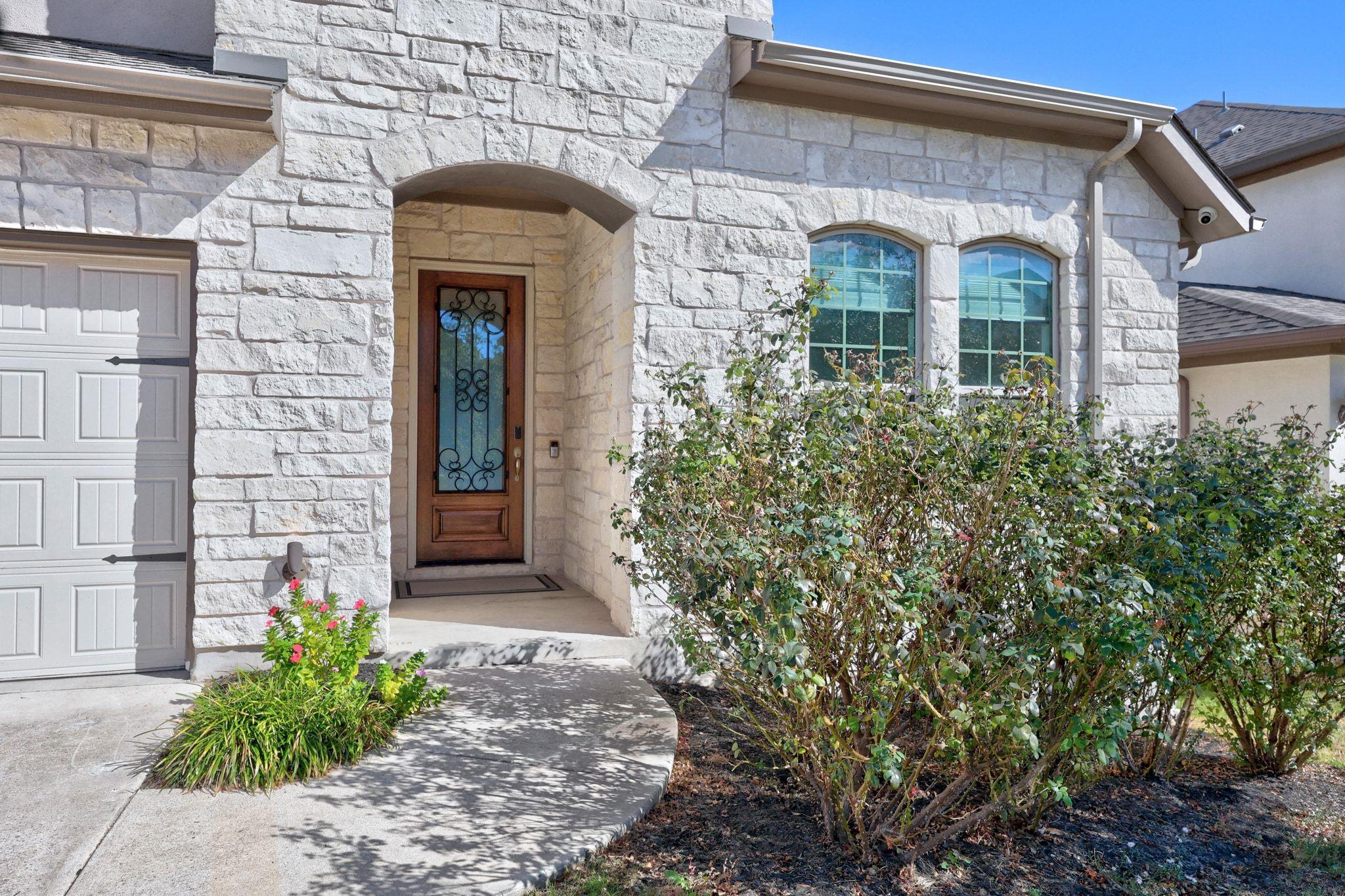 5501 La Canada WAY