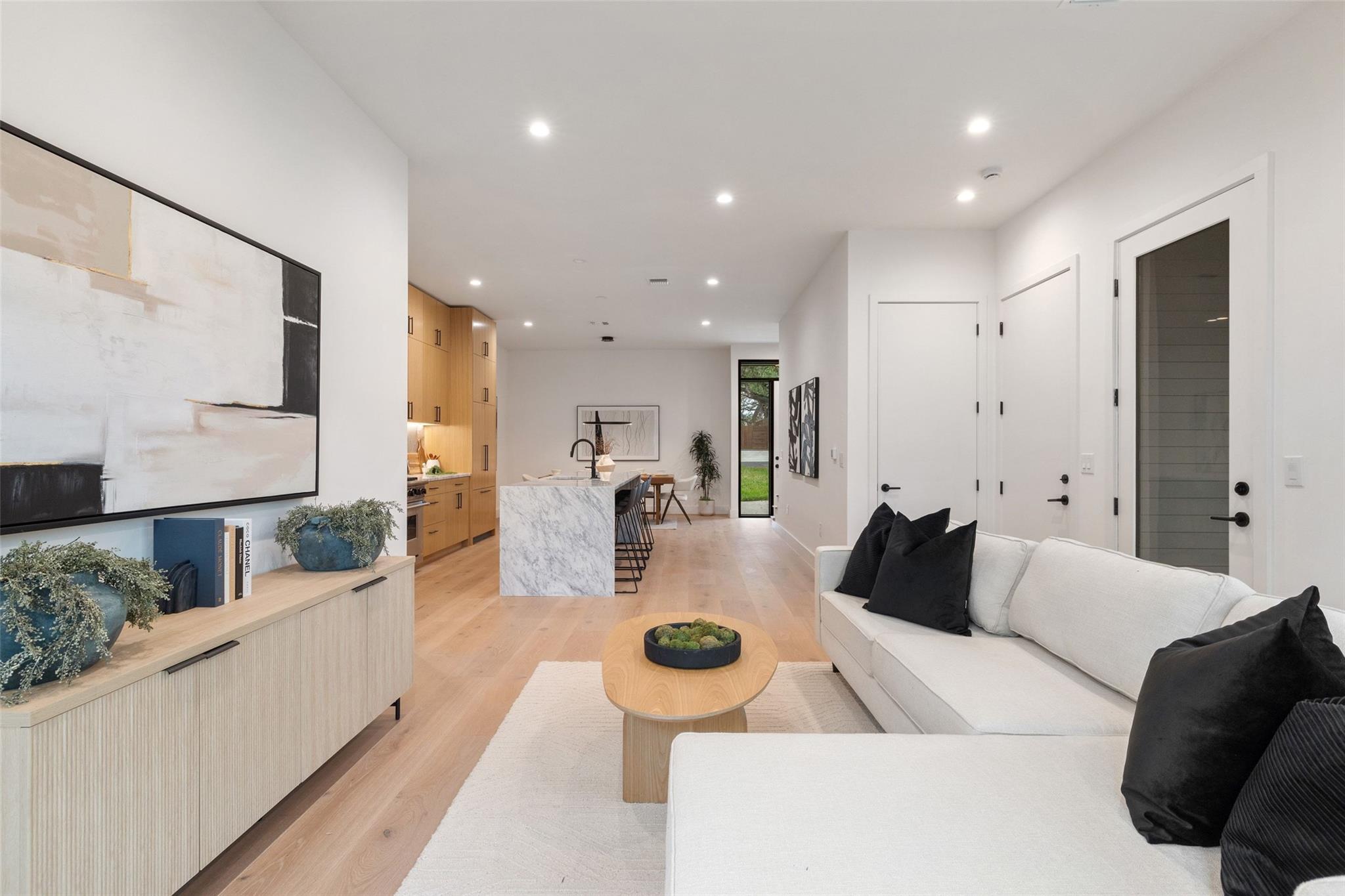 2611 Oak Crest Ave # B Unit: A & B