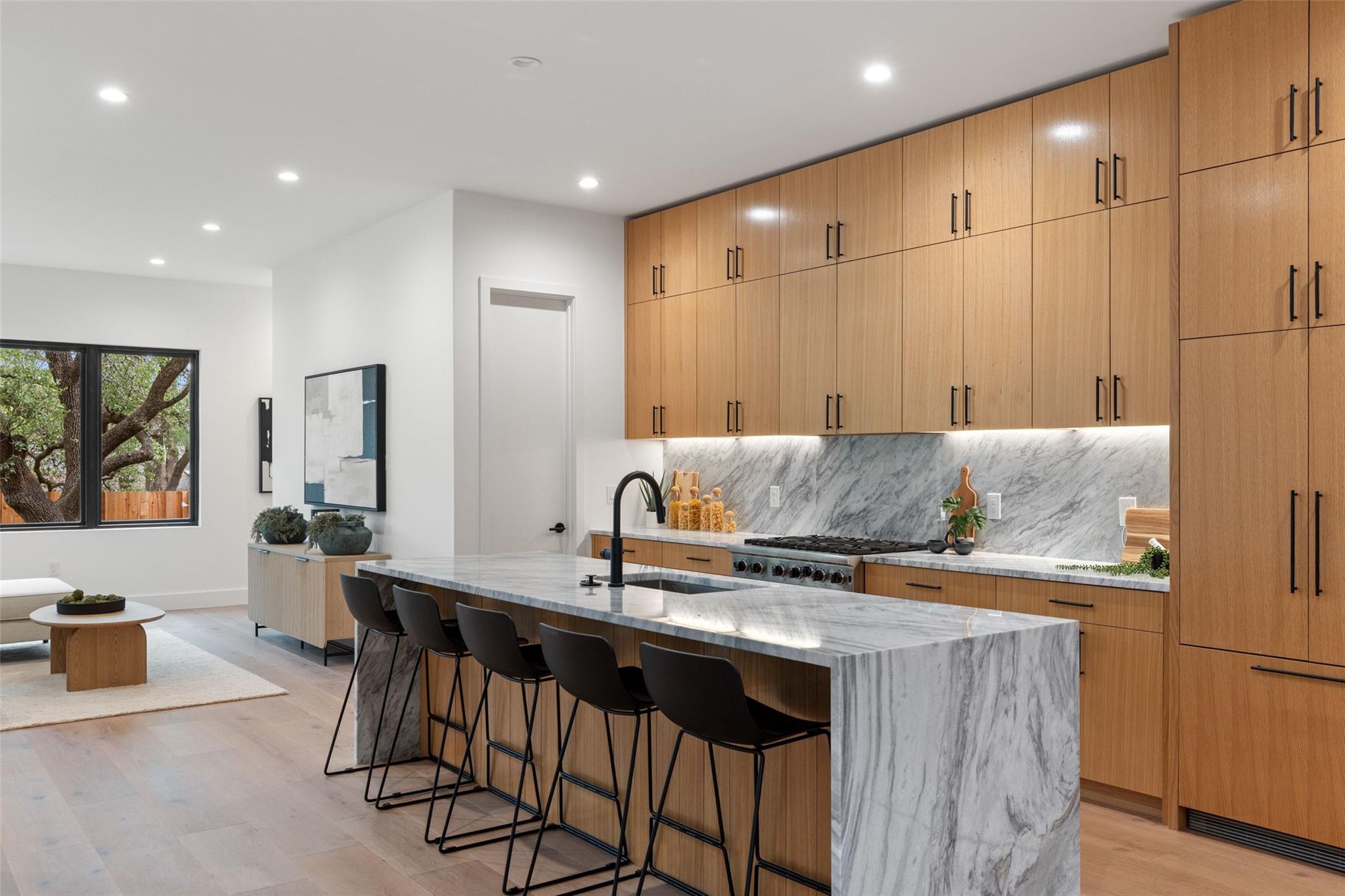 2611 Oak Crest Ave # B Unit: A & B
