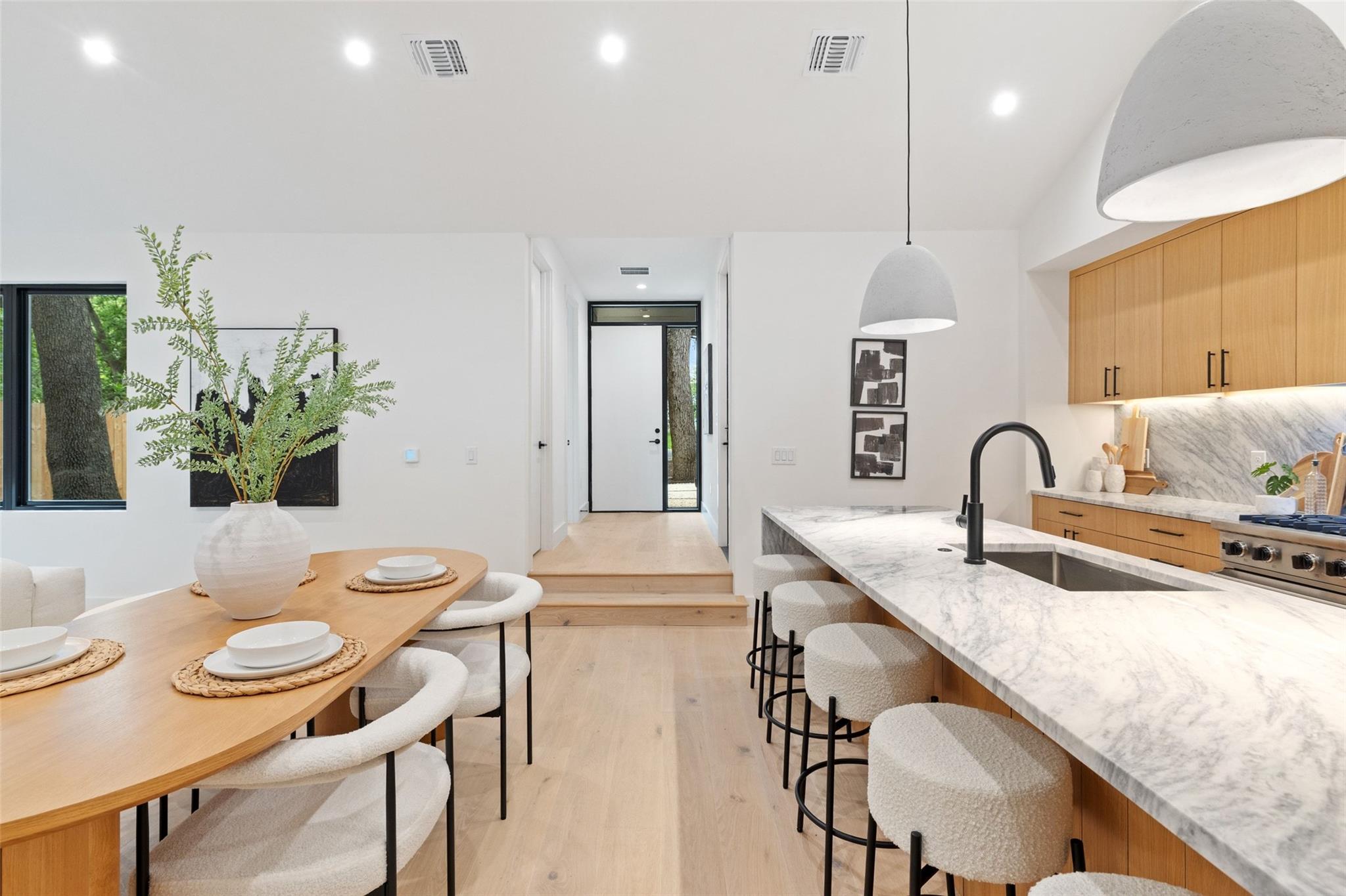 2611 Oak Crest Ave # B Unit: A & B
