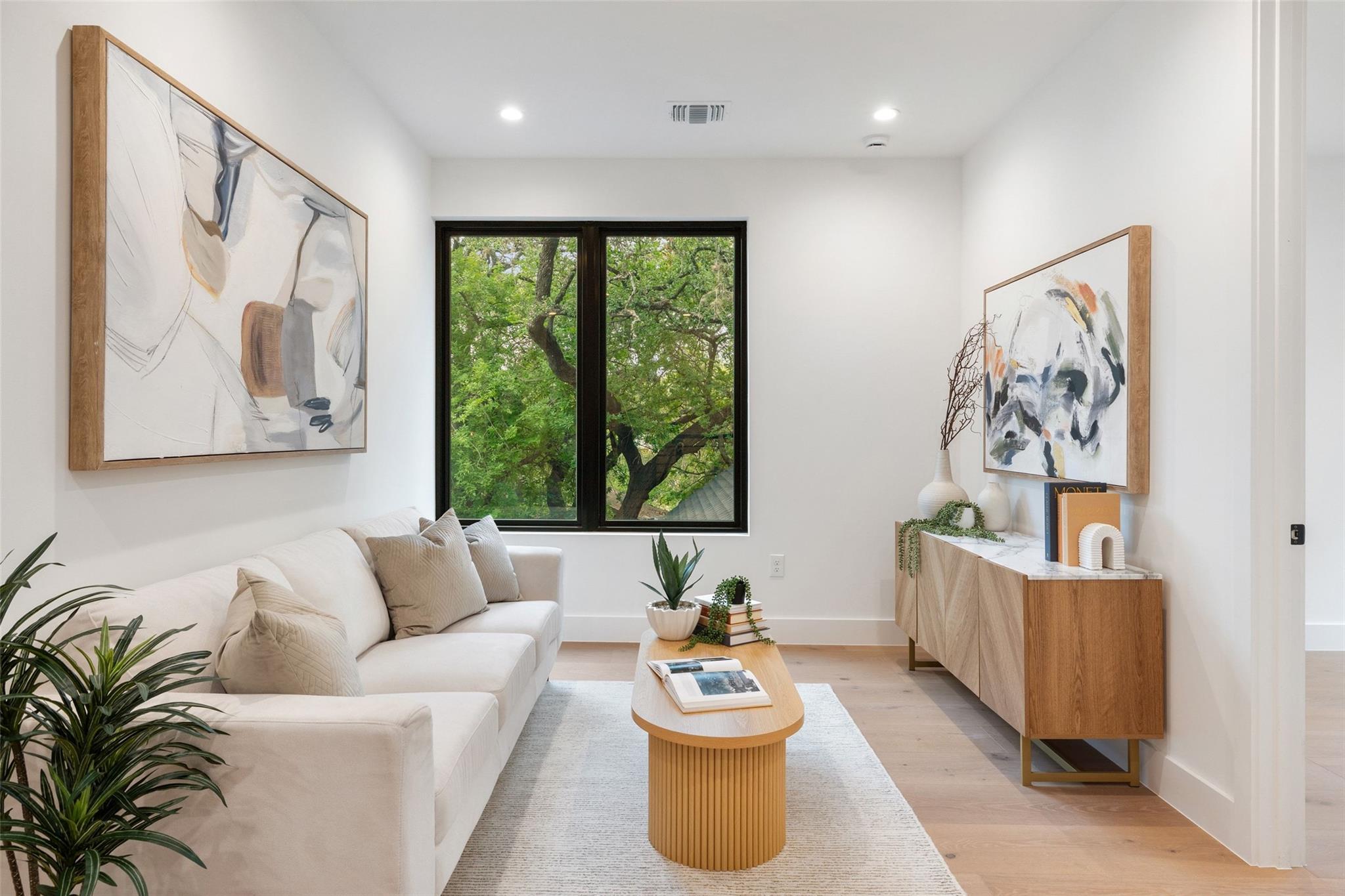 2611 Oak Crest Ave # B Unit: A & B