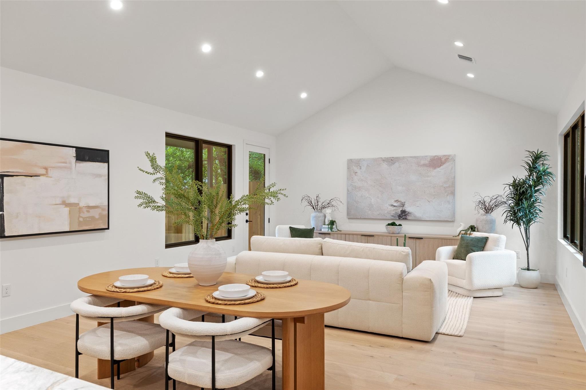 2611 Oak Crest Ave # B Unit: A & B