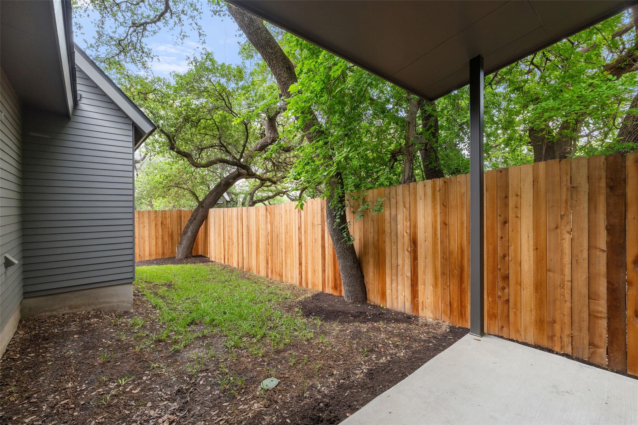 2611 Oak Crest Ave # B Unit: A & B