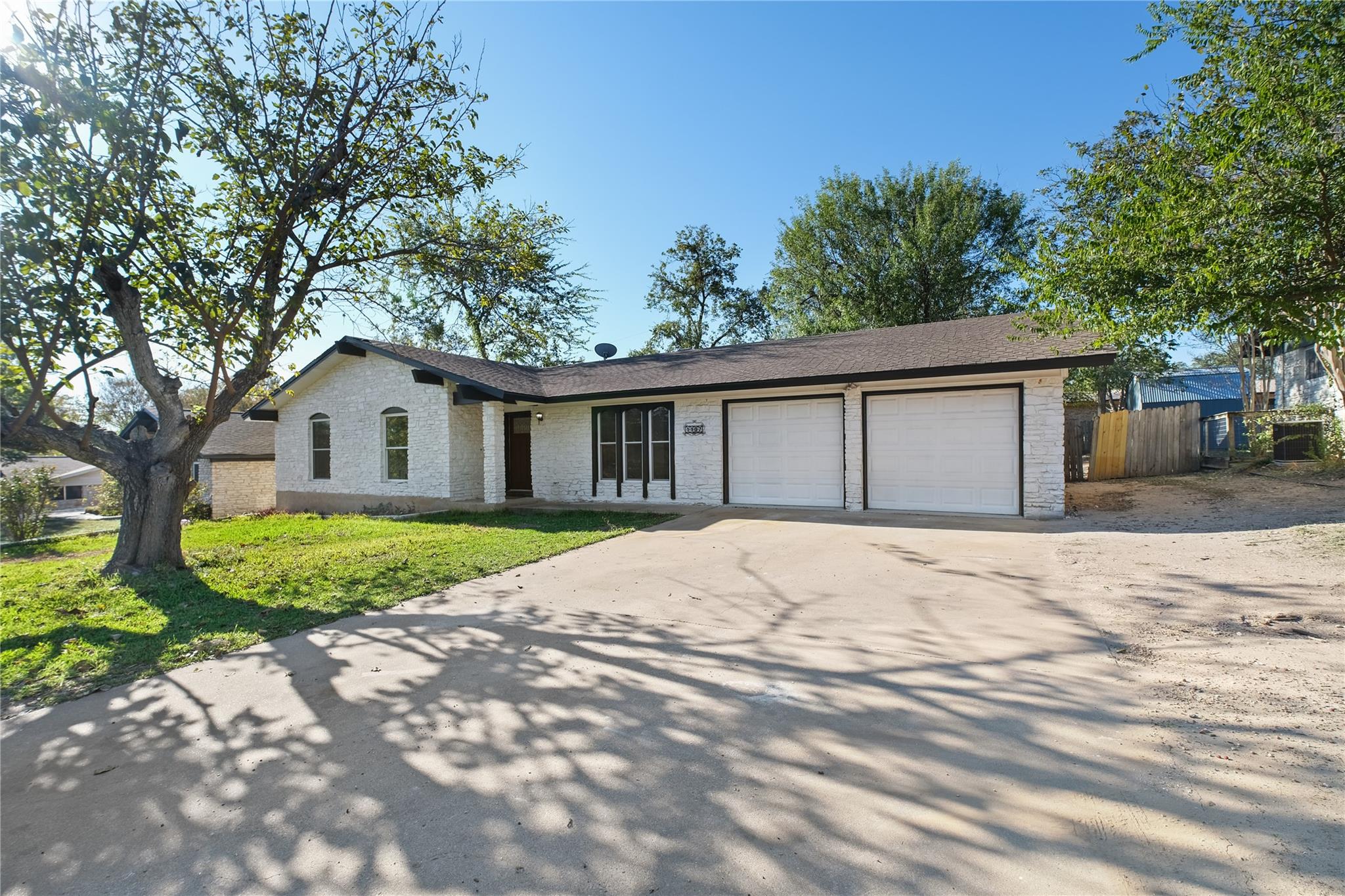 1107 Rebbeca DR