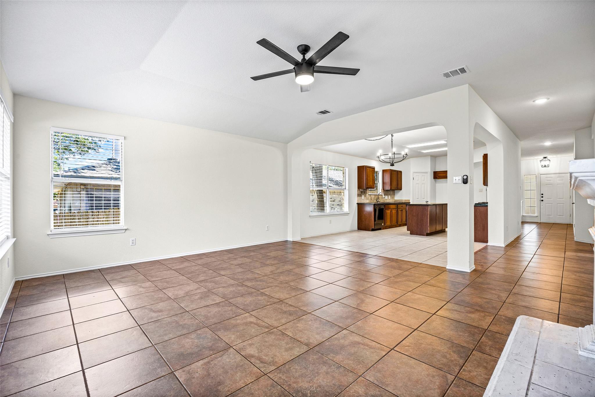 1408 Meghan DR