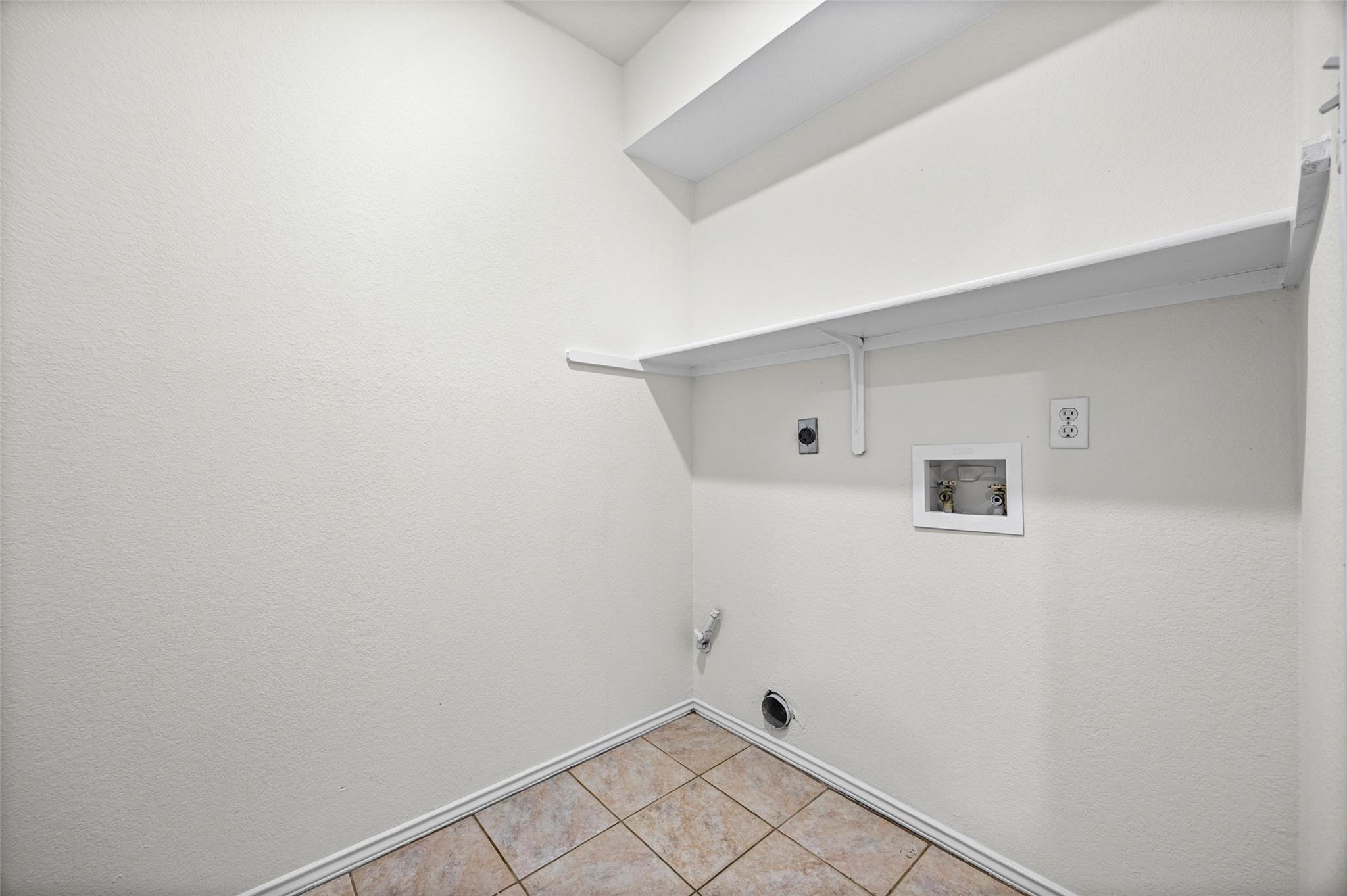 1408 Meghan DR