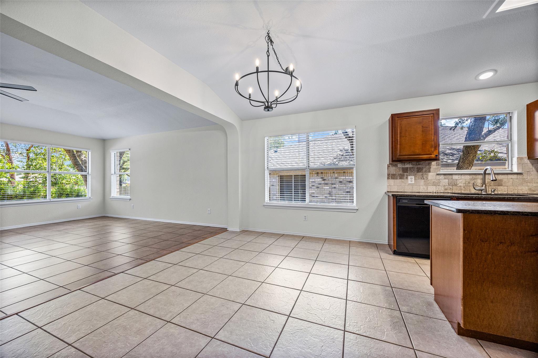 1408 Meghan DR