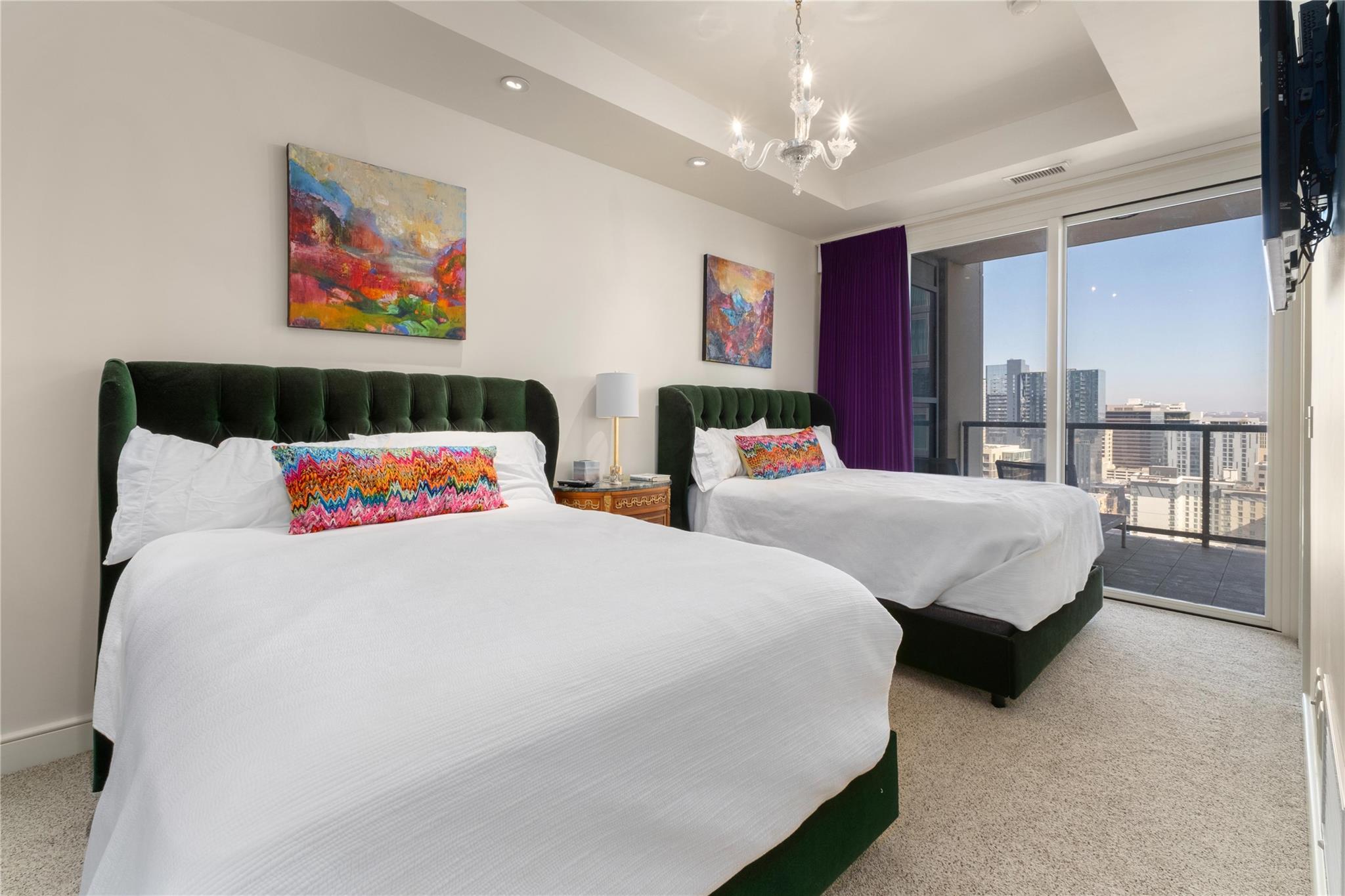 98 San Jacinto BLVD # 2203