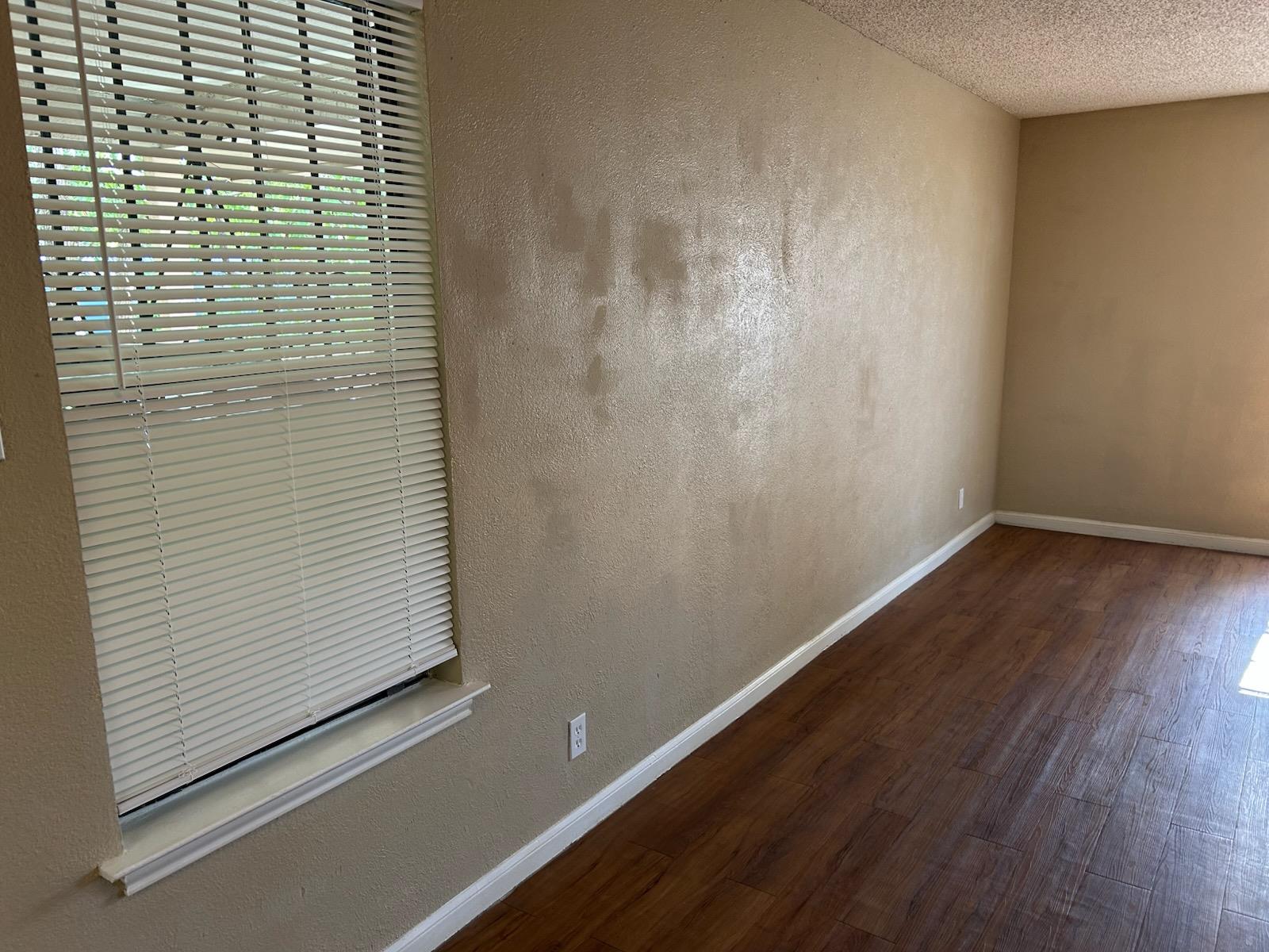 5006 Sara DR