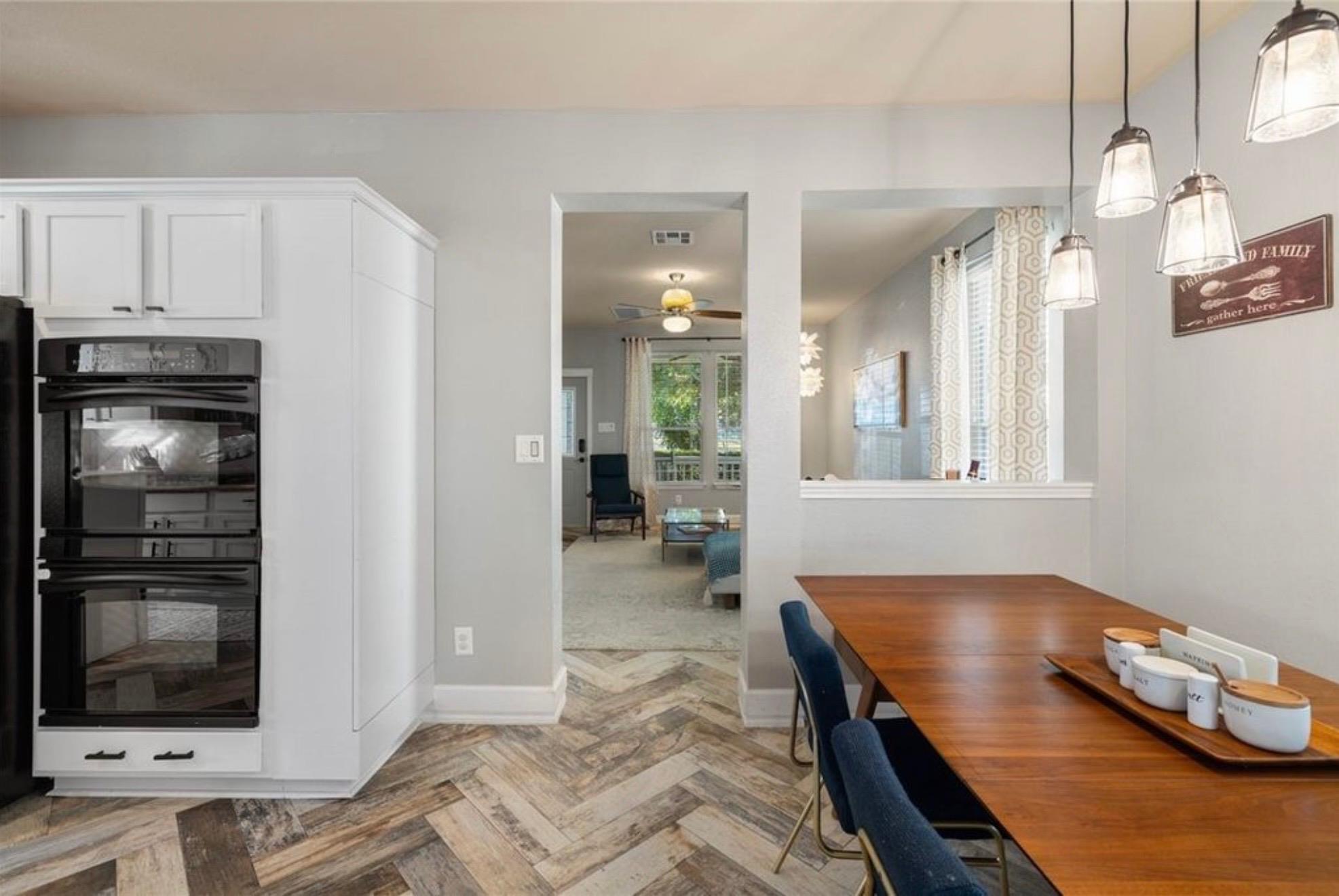 1223 Peyton PL