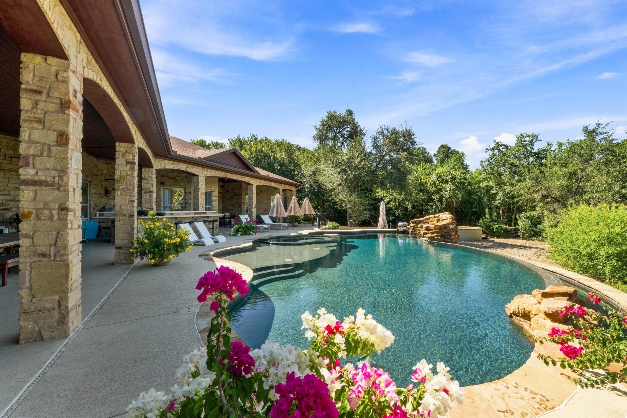 2308 Walsh DR