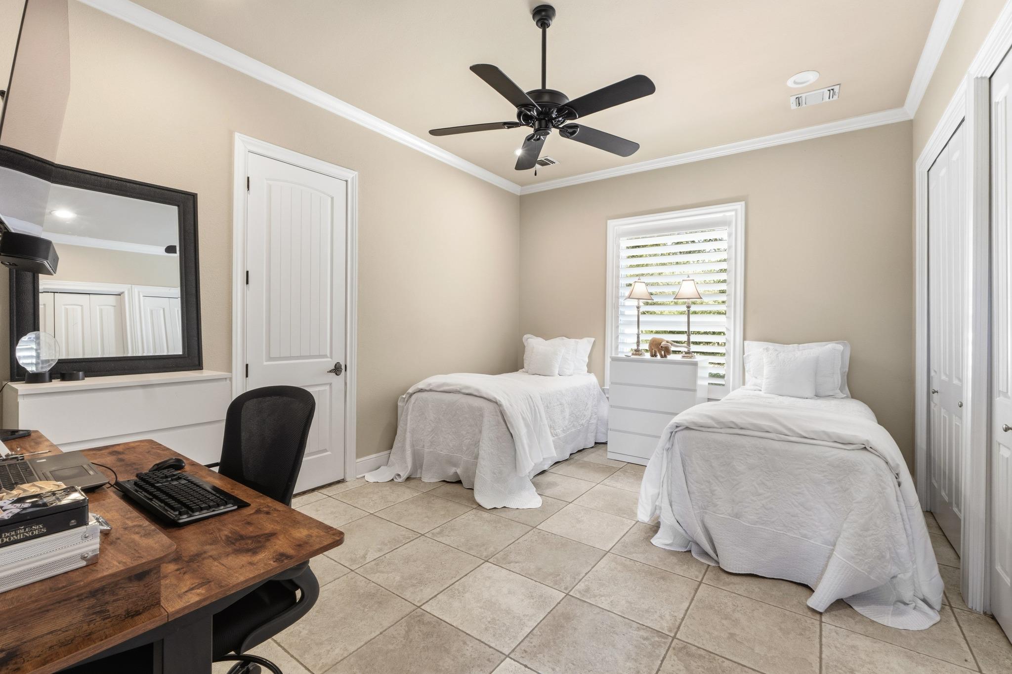 2308 Walsh DR