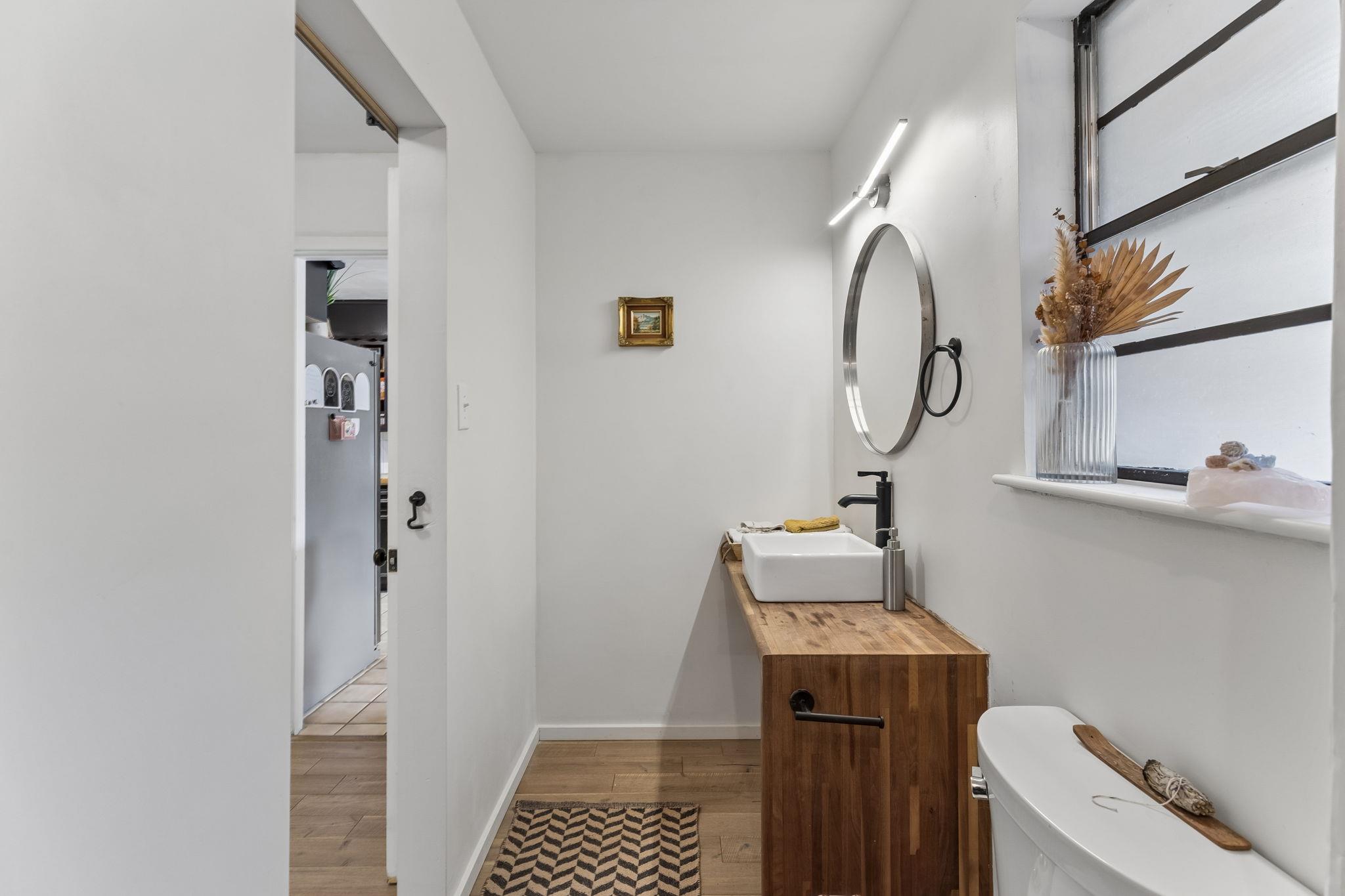103 W Mimosa CIR